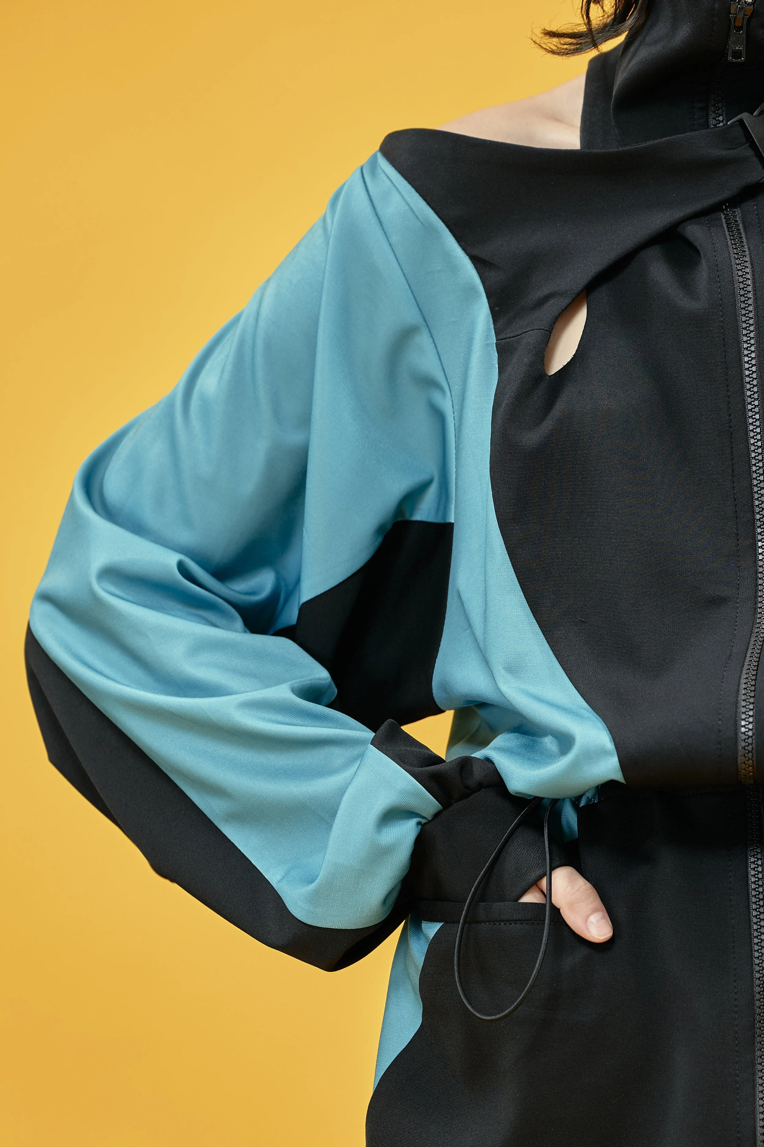 INFDARK  Asymmetric Cinched-Waist Jacket  Black-Blue (15).jpg