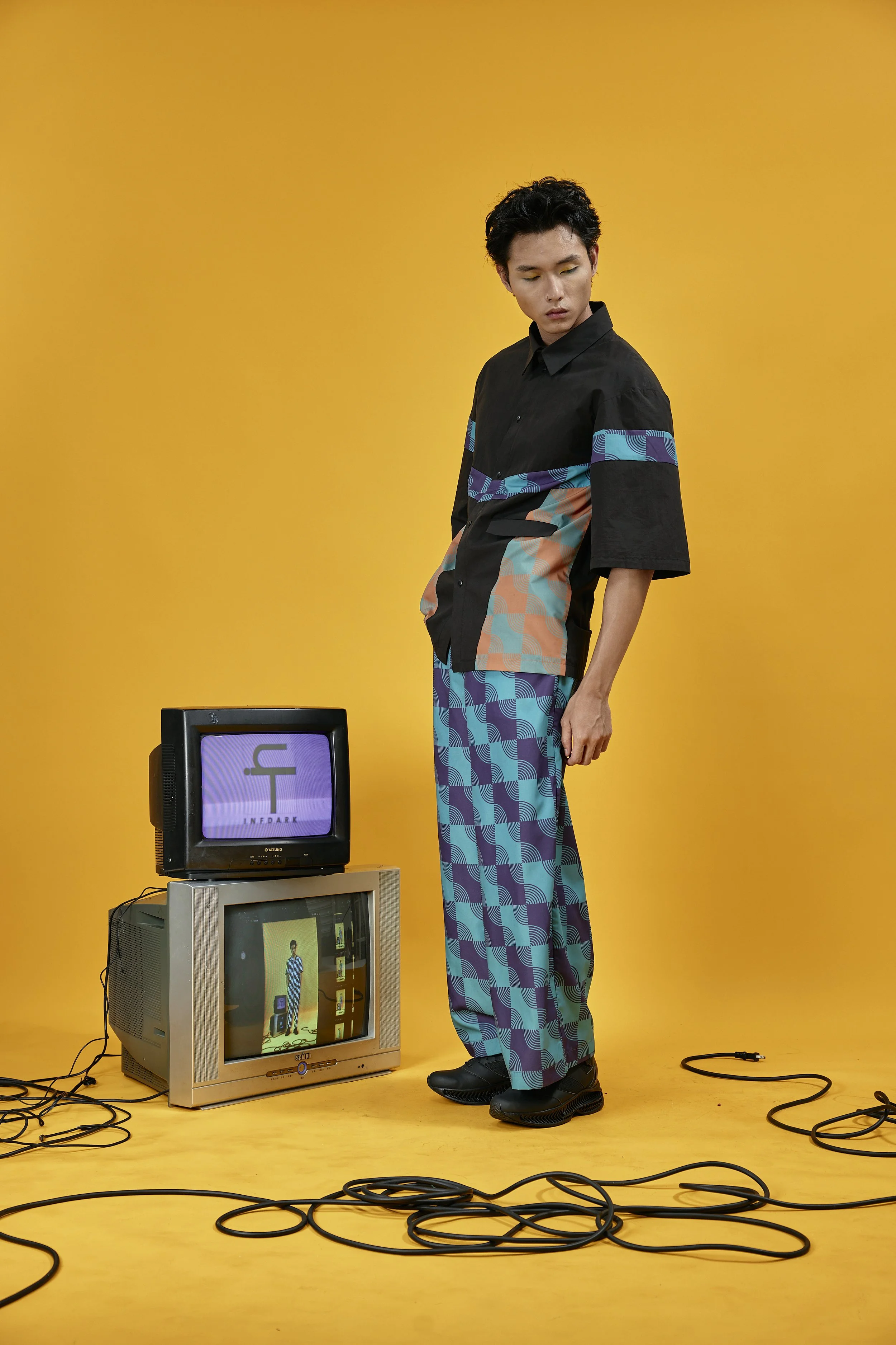 INFDARK Geometric Patchwork Short Sleeve Shirt (3).jpg