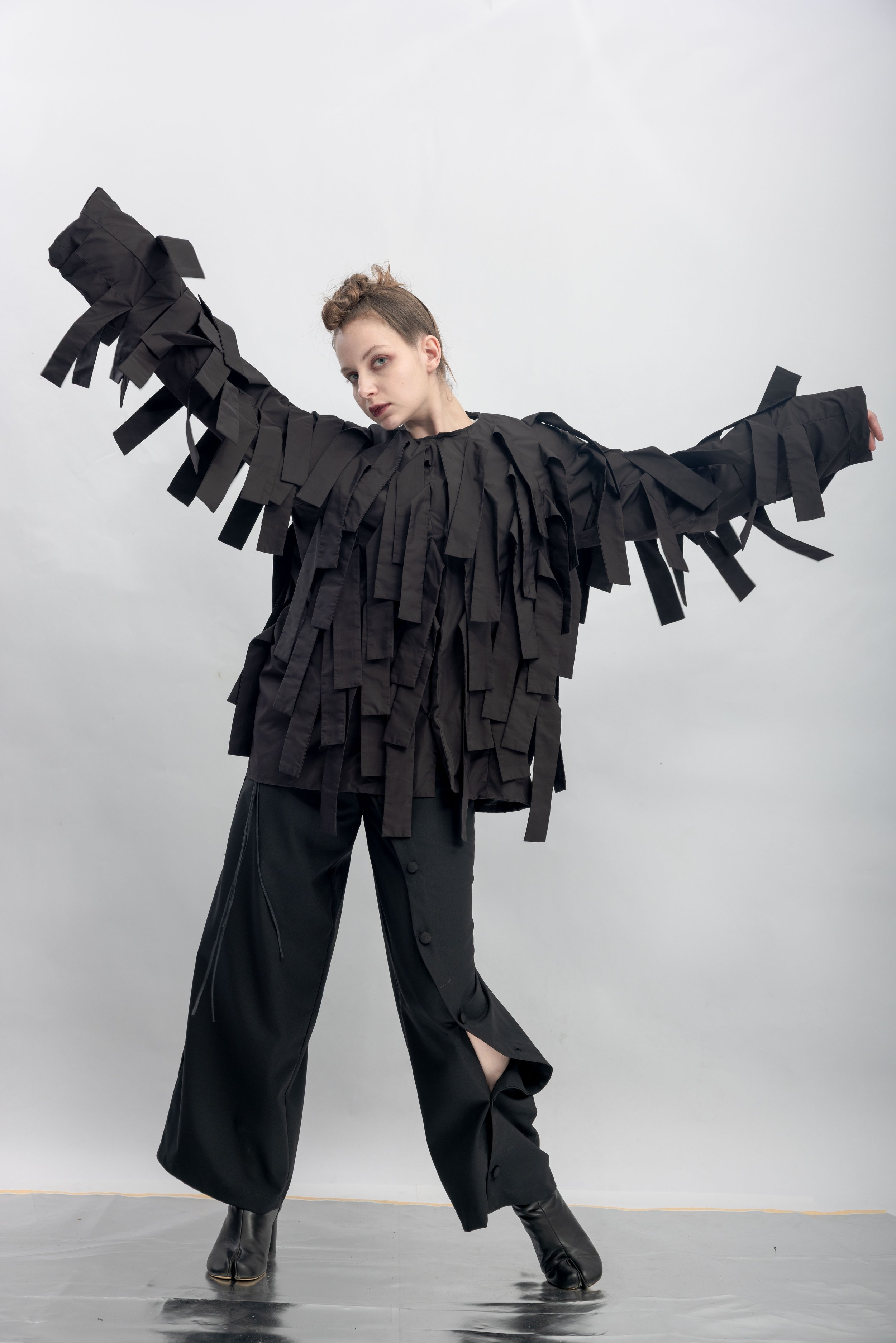 INF  Wing-Contour Sculpted Cropped Jacket (10).jpg