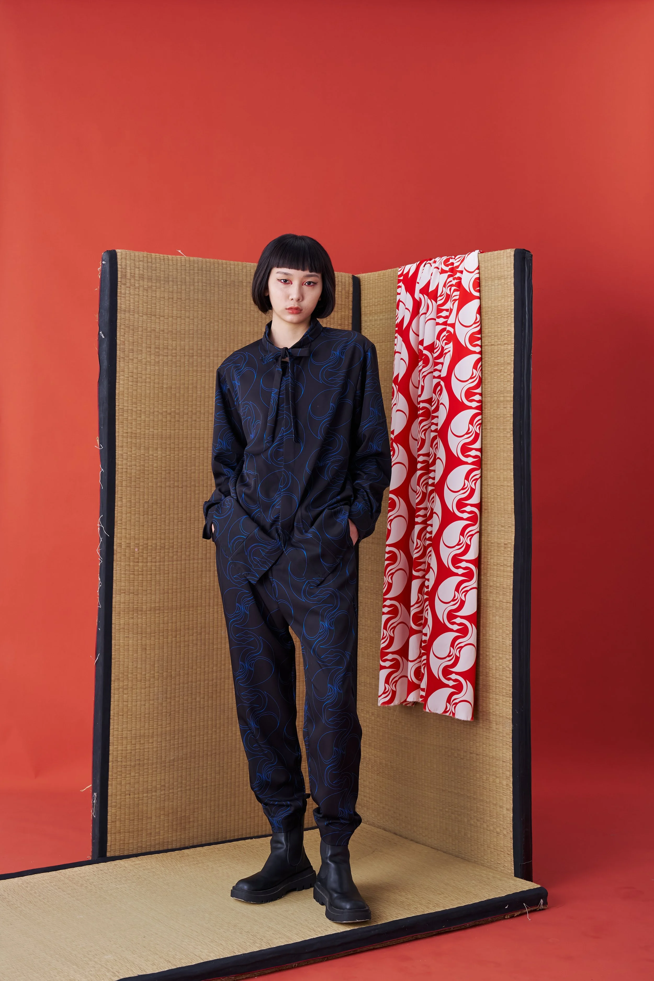 Deconstructed Collar Tie Shirt (Blue print)