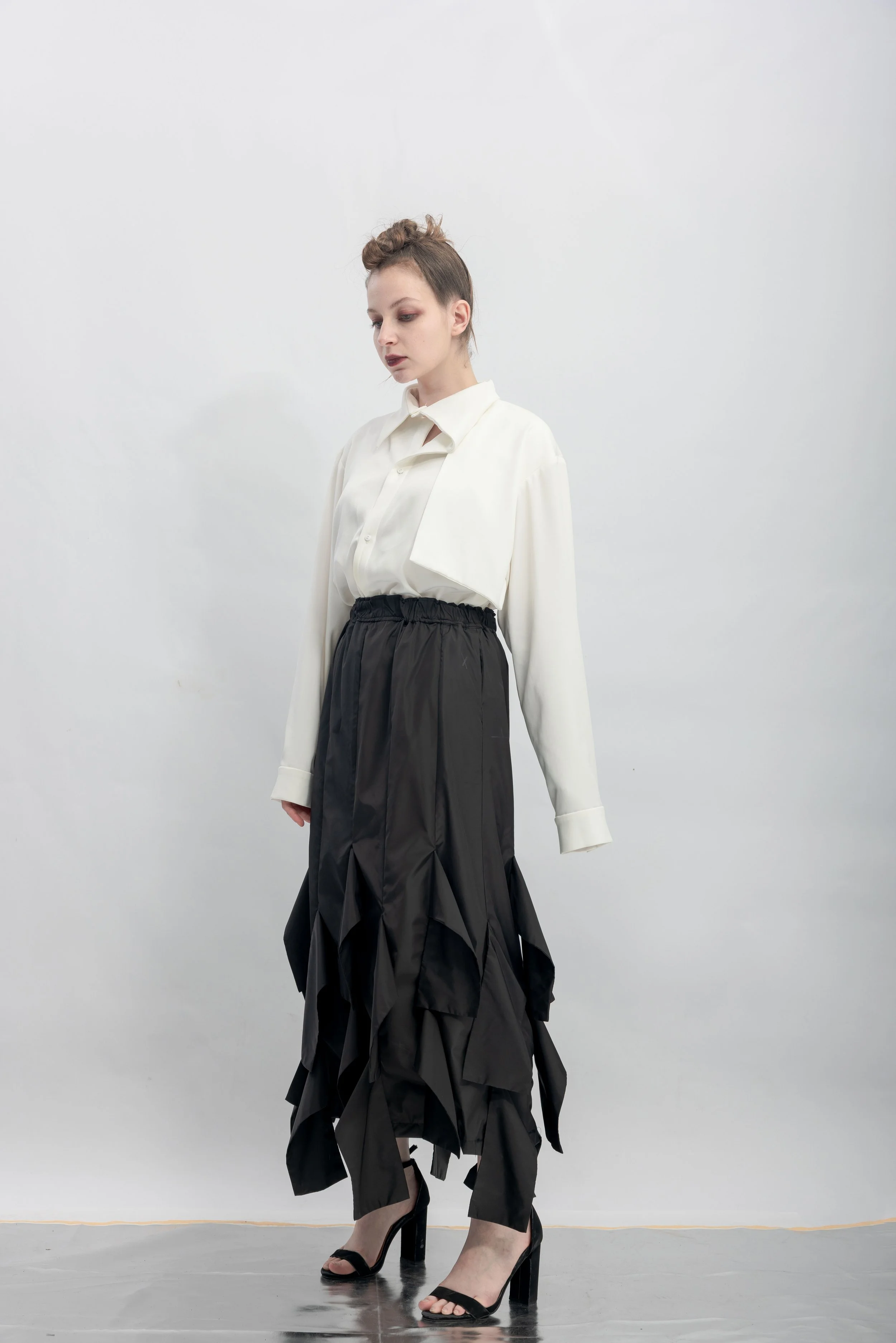 INF Wing-Contour Sculpted Long Skirt (8).jpg