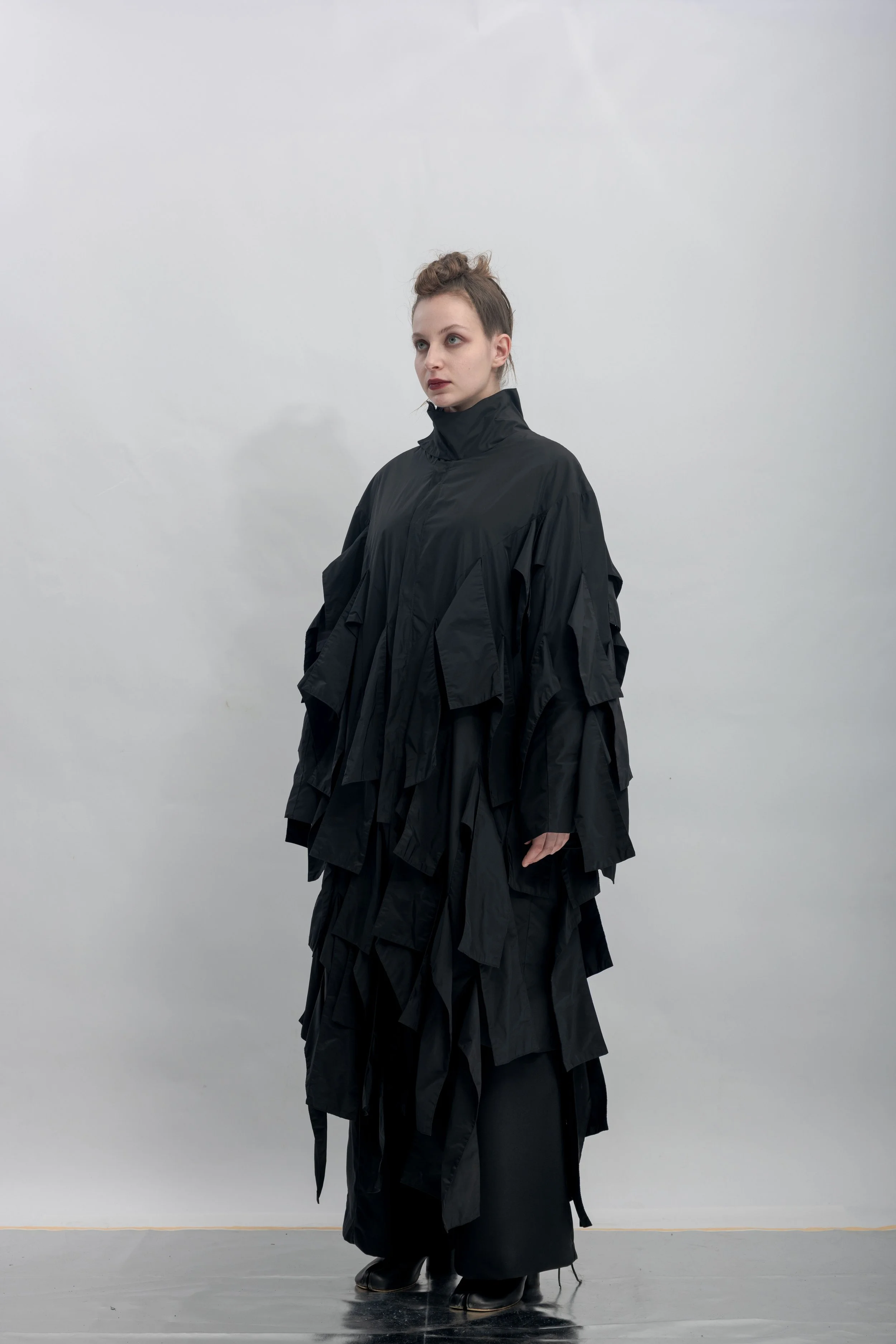 INF Wing-Contour Sculpted Long Jacket (17).jpg