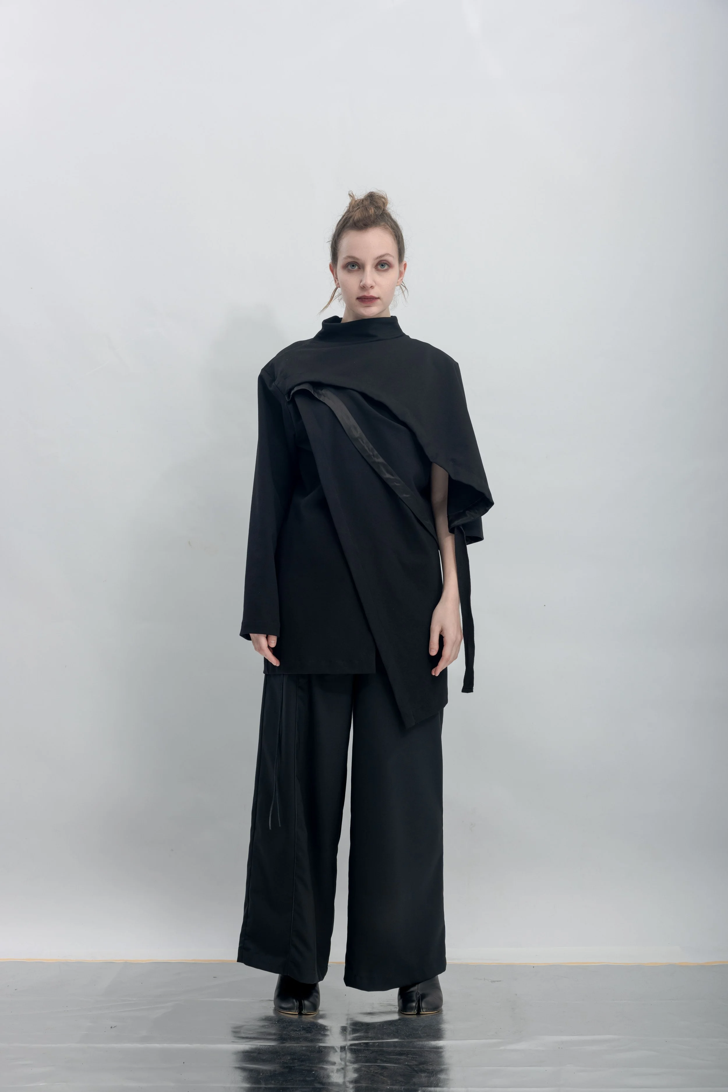 INF Reconstructed Sleeve and Chest Panel Ruched Top (14).jpg