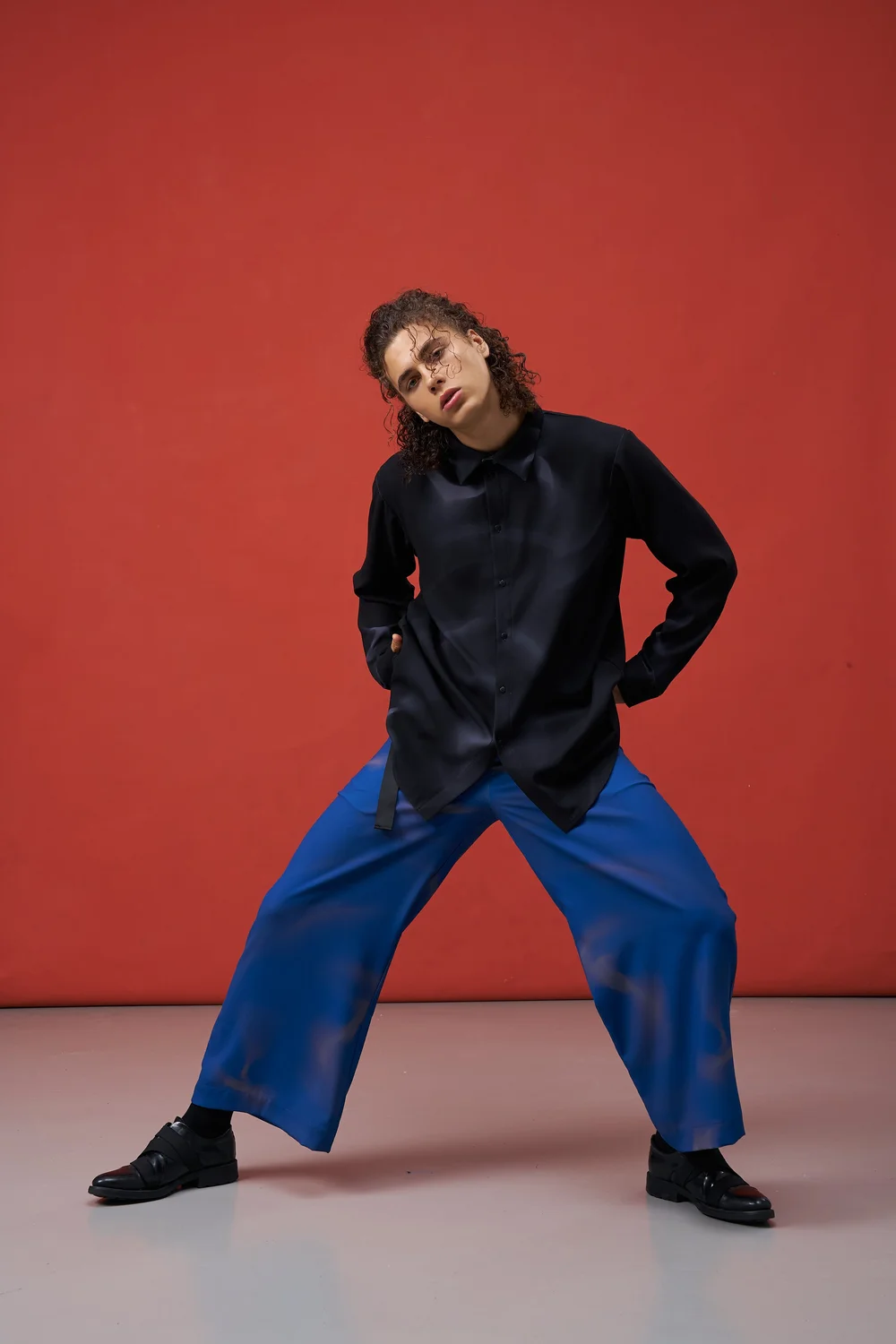 green emerald velvet dress Red Silk Long Sleeve Dress Shirt main image 1