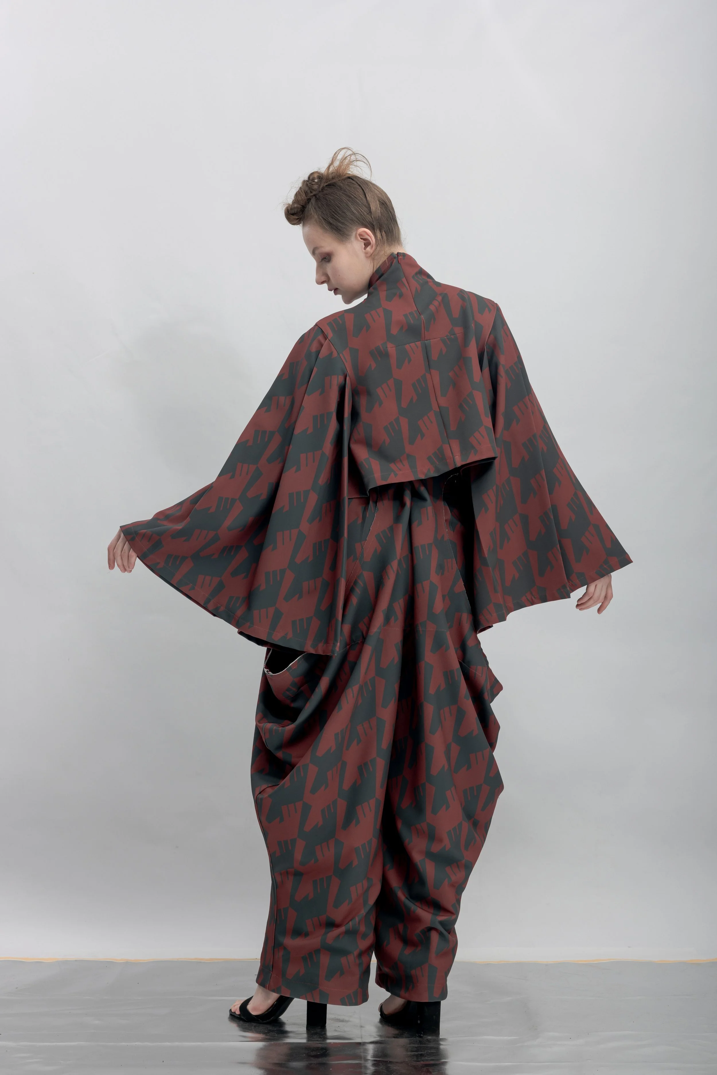 INF Raven Kimono Sleeve Printed Cropped Top  Blazing Red (11).jpg