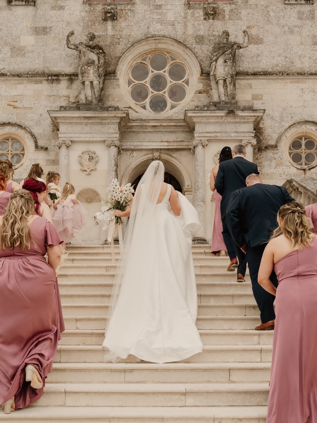 Another case of it being impossible to narrow down this wonderful gallery for a little showcase! So many gorgeous moments, as you can see, we jumped in a car and headed to the iconic Lulworth Cove where we went from full golden hour to a hazy cloud c