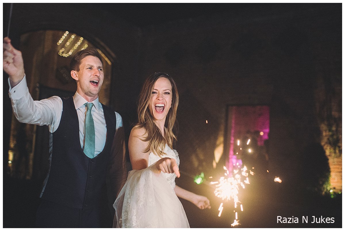 Nikki_and_Rupert_shustoke_farm_barns_0130.jpg