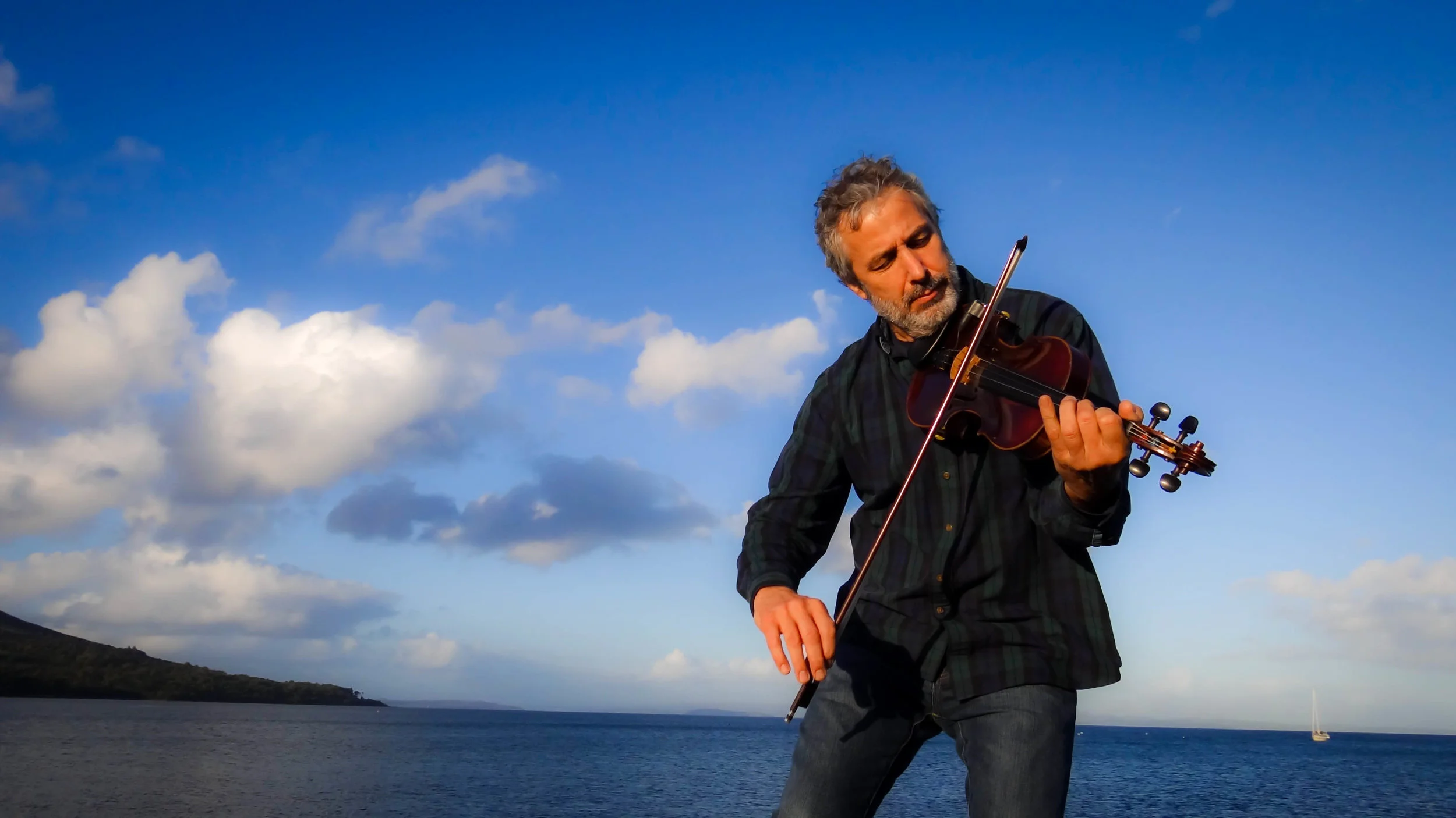 Fred W- Fiddle at Goat Fell 2.jpg