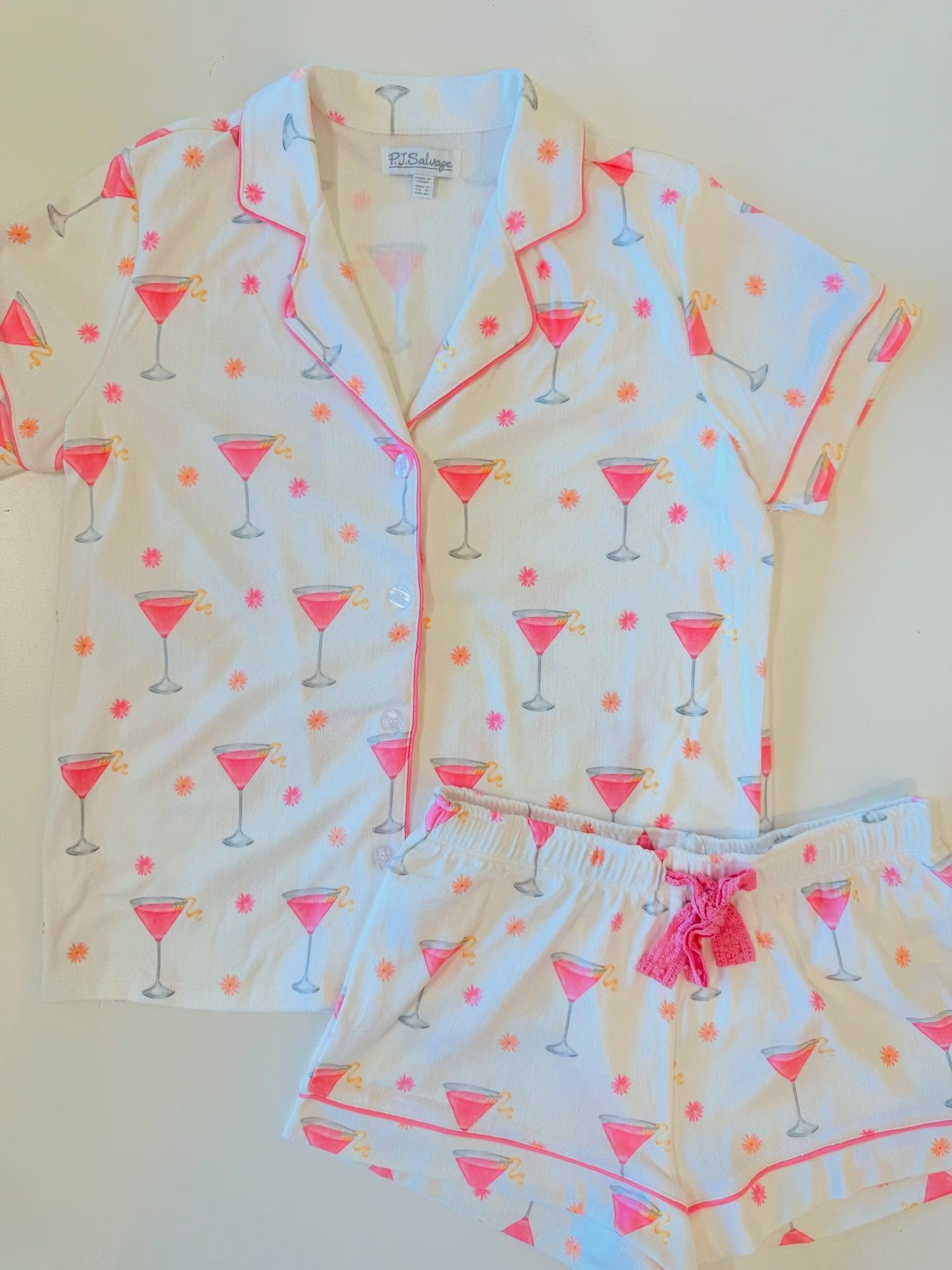 These new PJ&rsquo;s from @pjsalvage make us want to sleep real late on this gorgeous Saturday! #shopballiets #saturdaysareforshopping