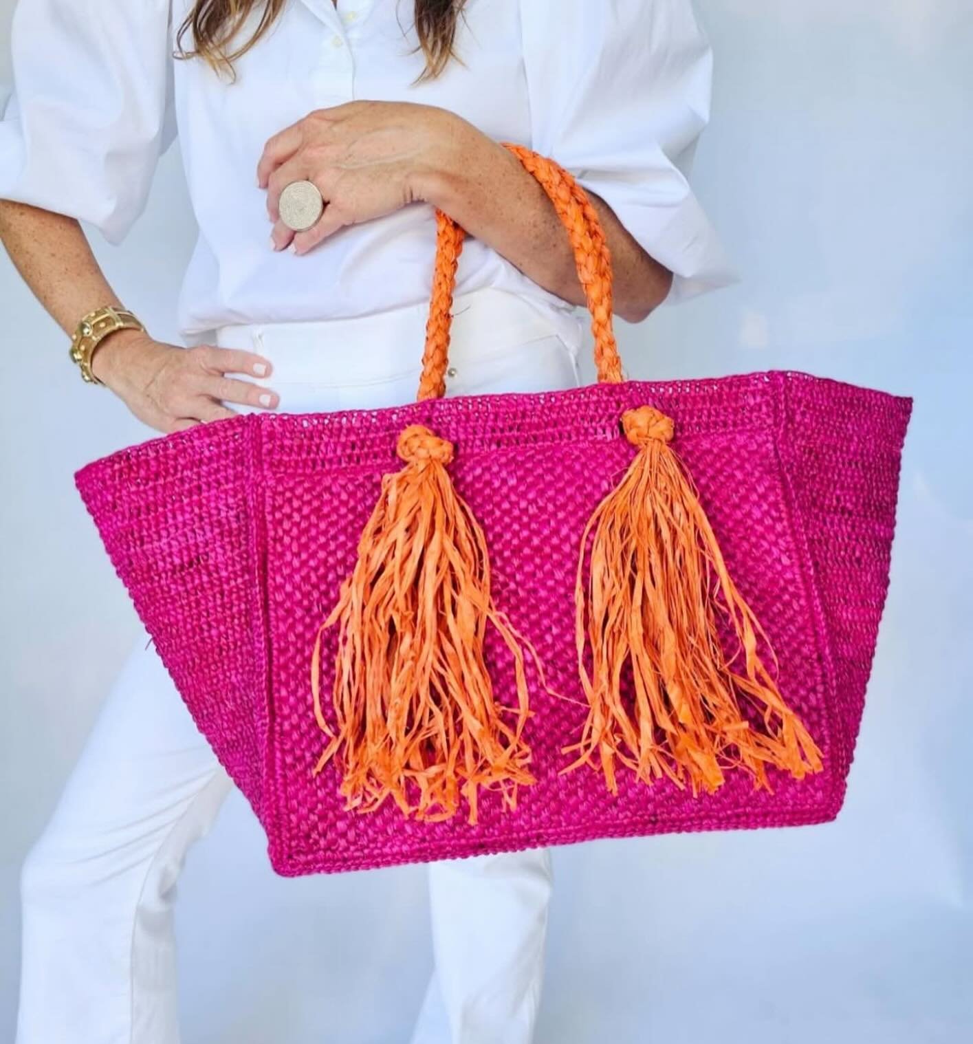 The summer tote you need! ☀️ #shopballiets