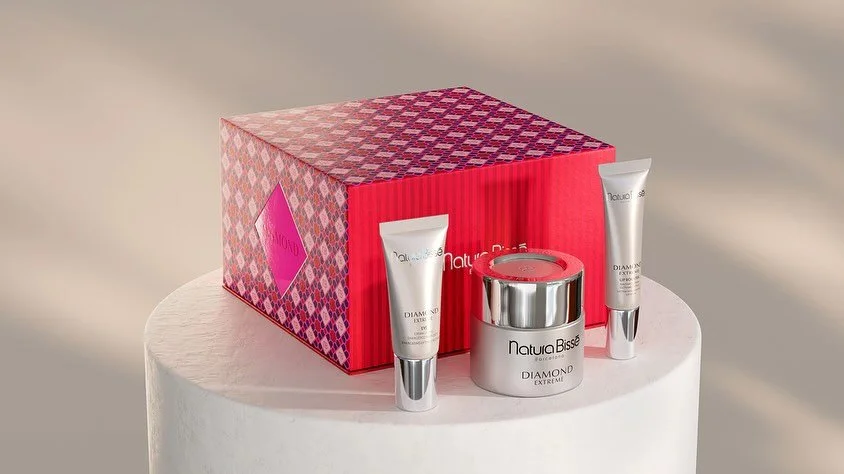 Our @naturabisse gifts sets are here! Give the gift of incredible skin! 🎁 #shopballiets