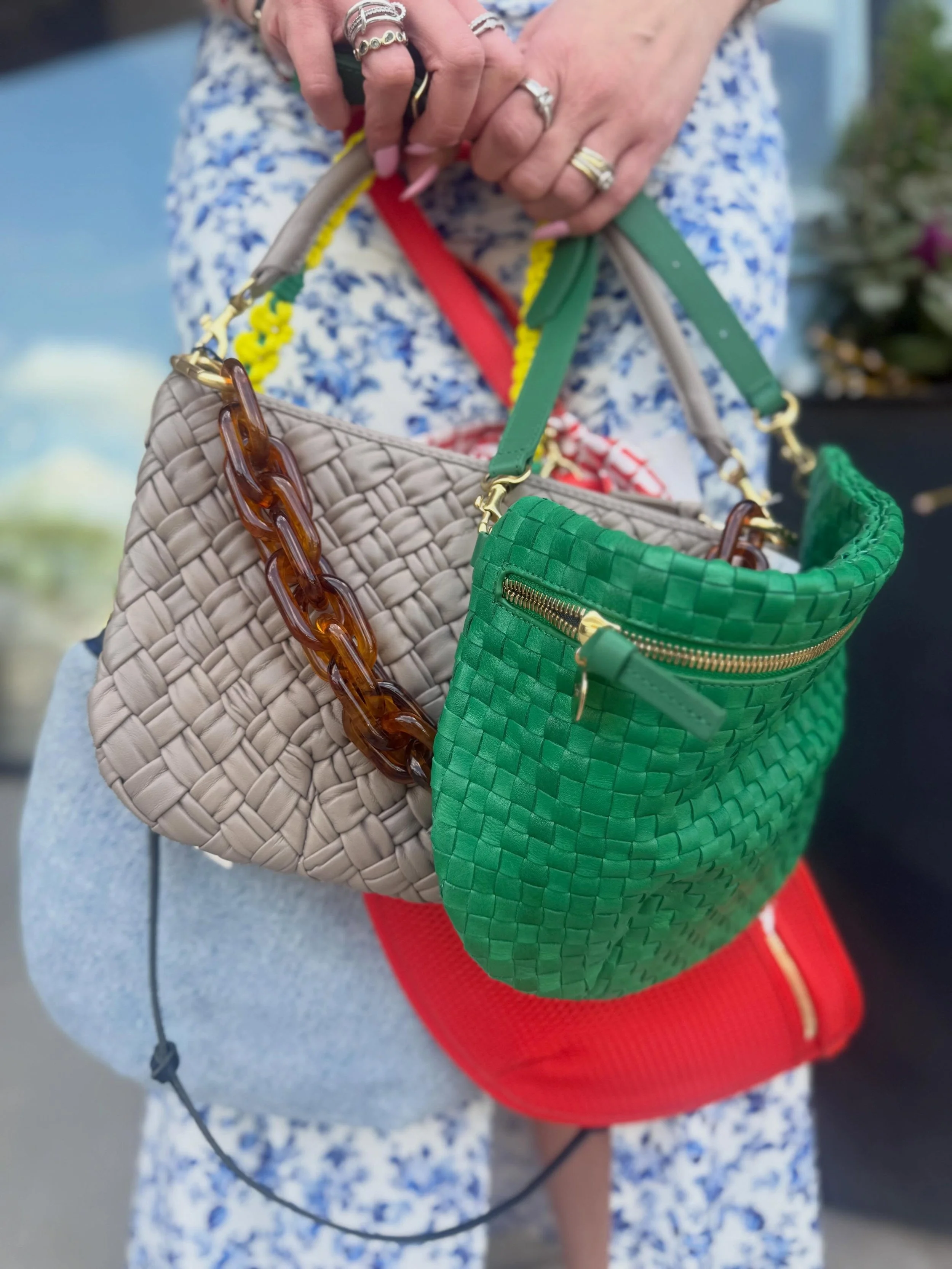 The easiest summer bags from @shopclarev ☀️ #shopballiets