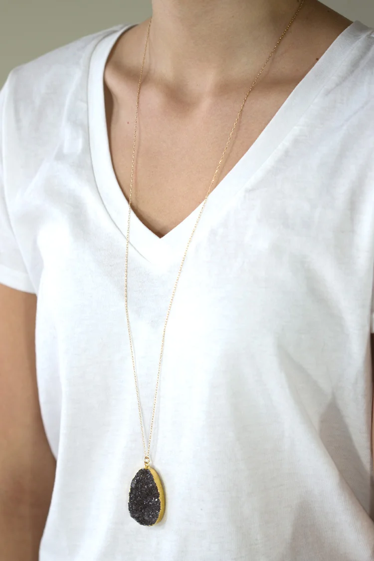 druzy_oval_black_n_l_gold_am.jpg