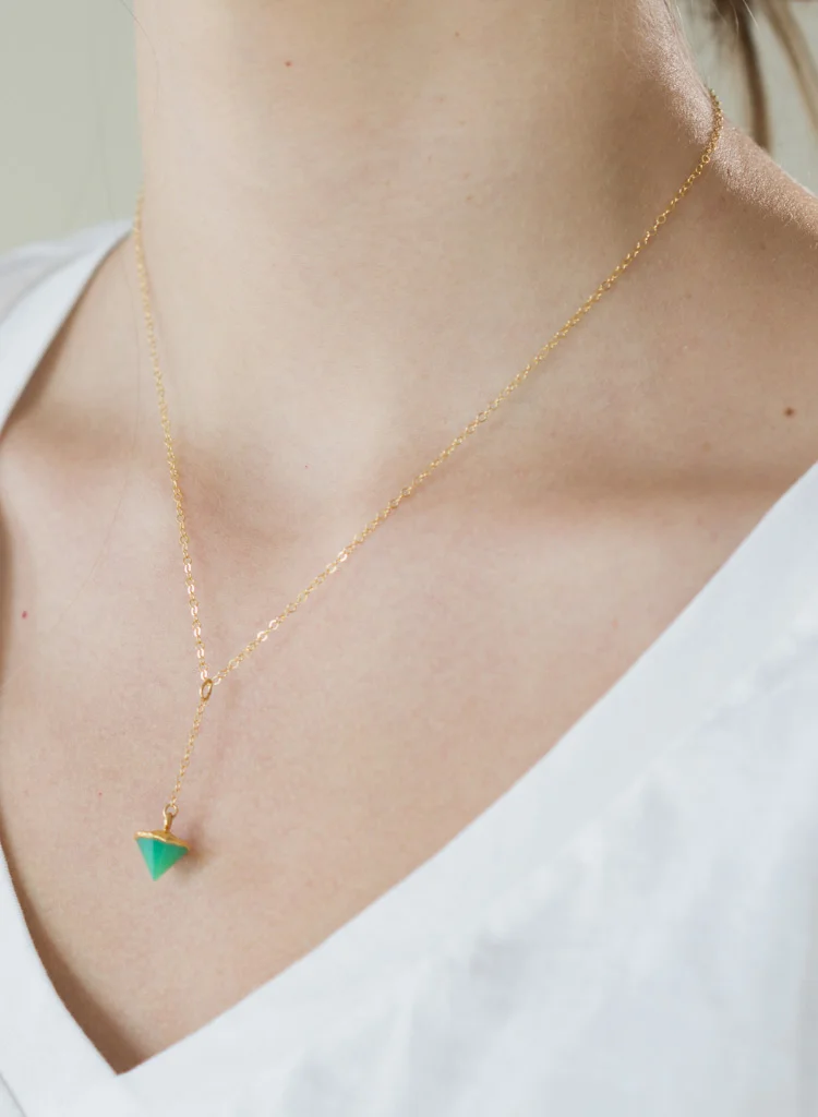 cone_green_lariat_n_l_gold_am.jpg