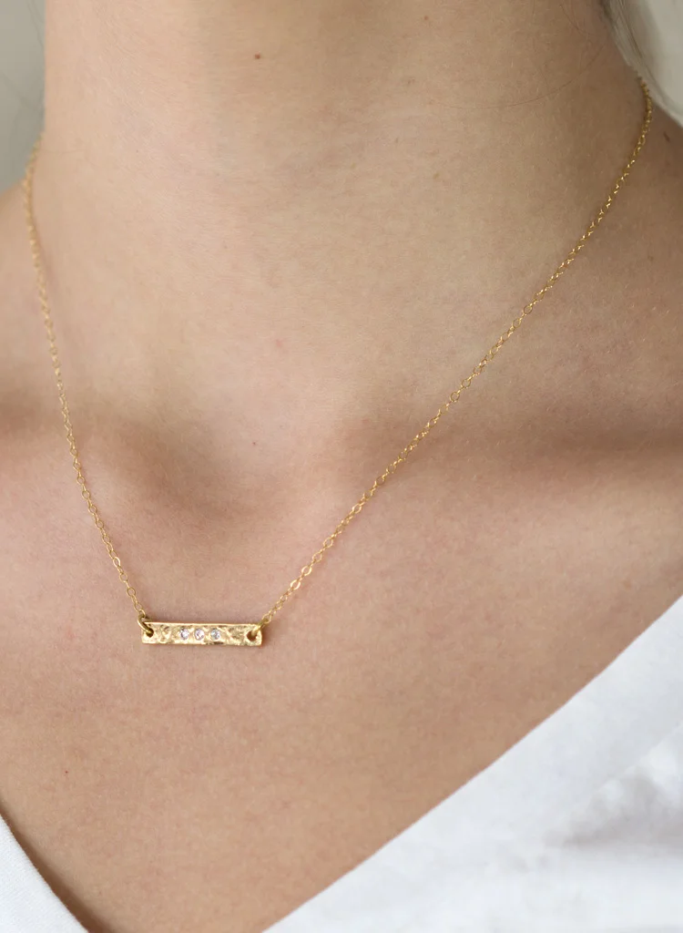 bar_pave_n_s_gold_am.jpg