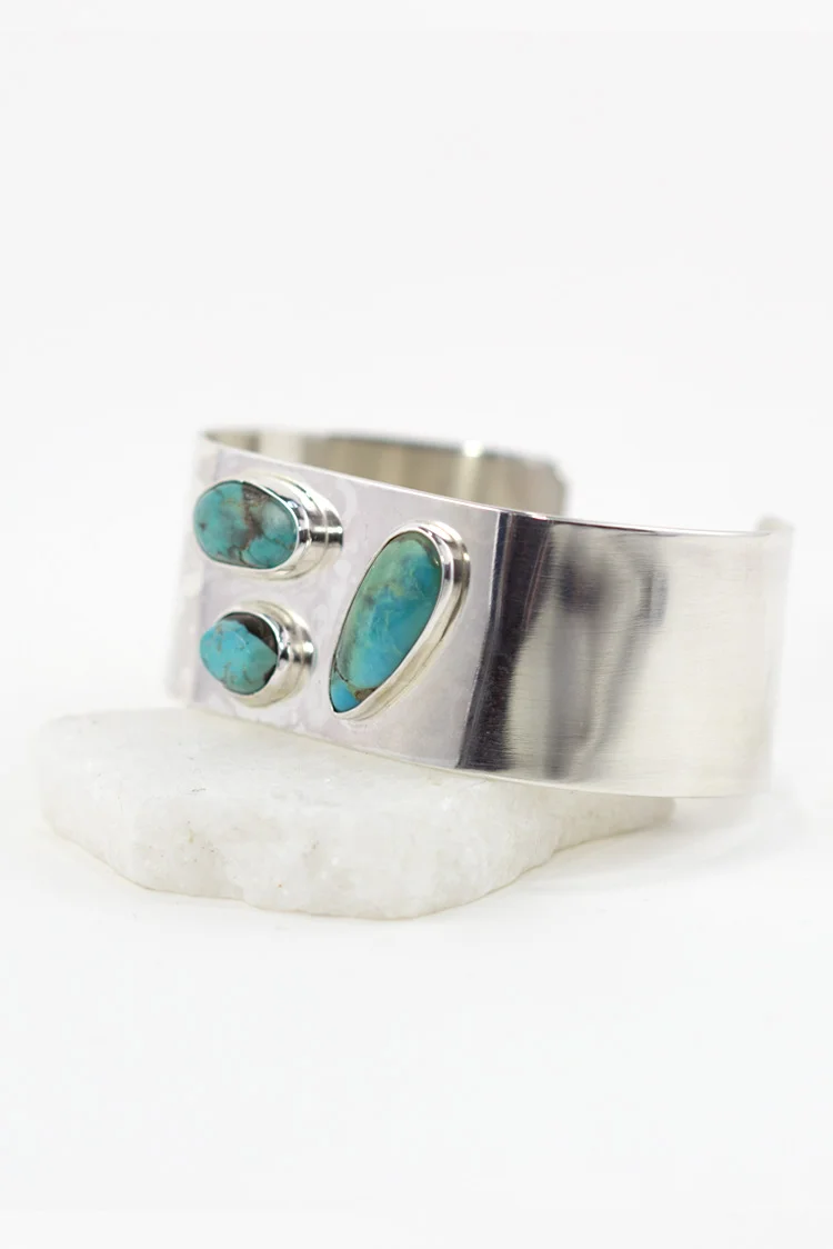 turquoise_triple_2_br_half.jpg