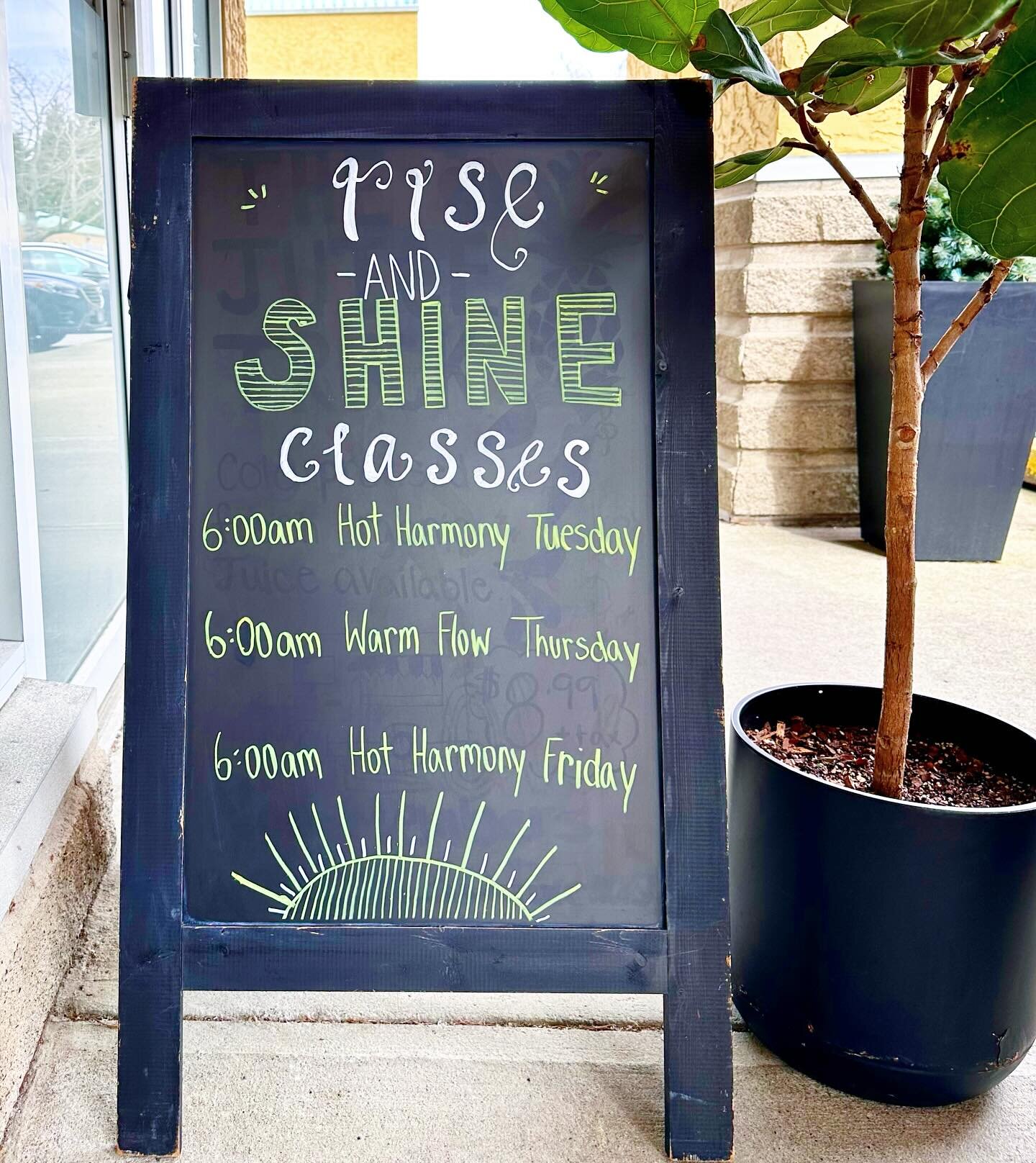 Start off your day with yoga!🌅🧘🏽&zwj;♀️

Join us every Tuesday, Thursday and Friday for morning classes for all you ☕️ early risers.

Schedule:
☀️Tuesday &bull; 6am &bull; Hot Harmony (26&amp;2)
☀️Thursday &bull; 6am &bull; Warm Flow ~NEW TIME~ 
☀