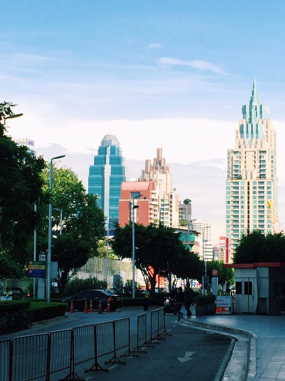 210116 Farang Bangkok ORIG.JPG