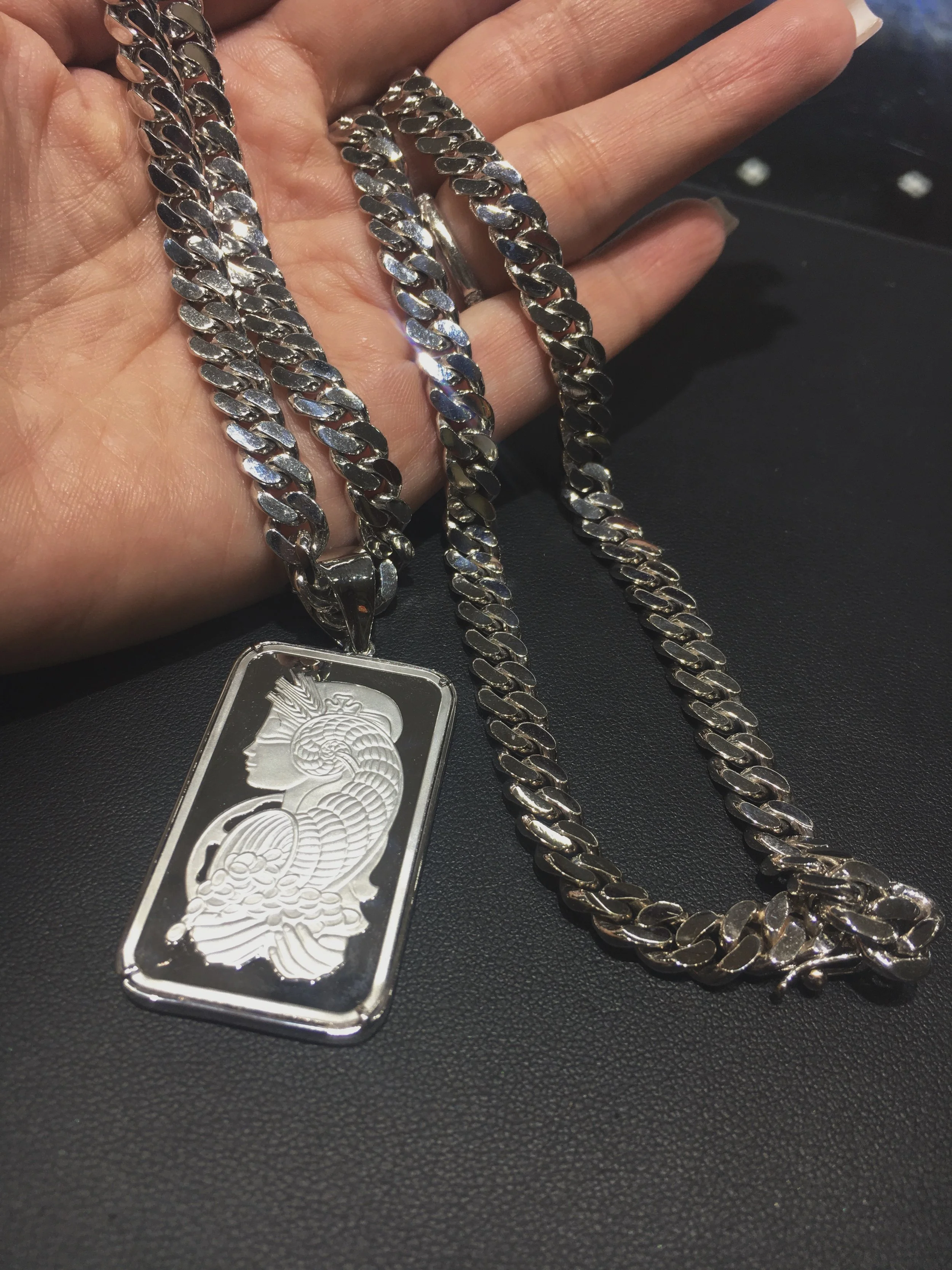 Cuban Link Chain — Tien Hung Jewelry