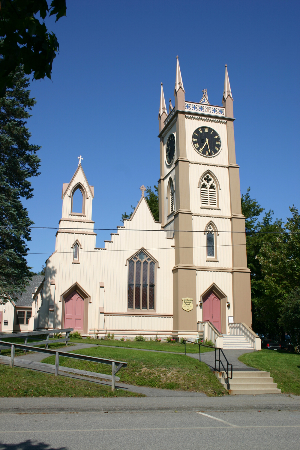 ST. ANNE'S EPISCOPAL CHURCH