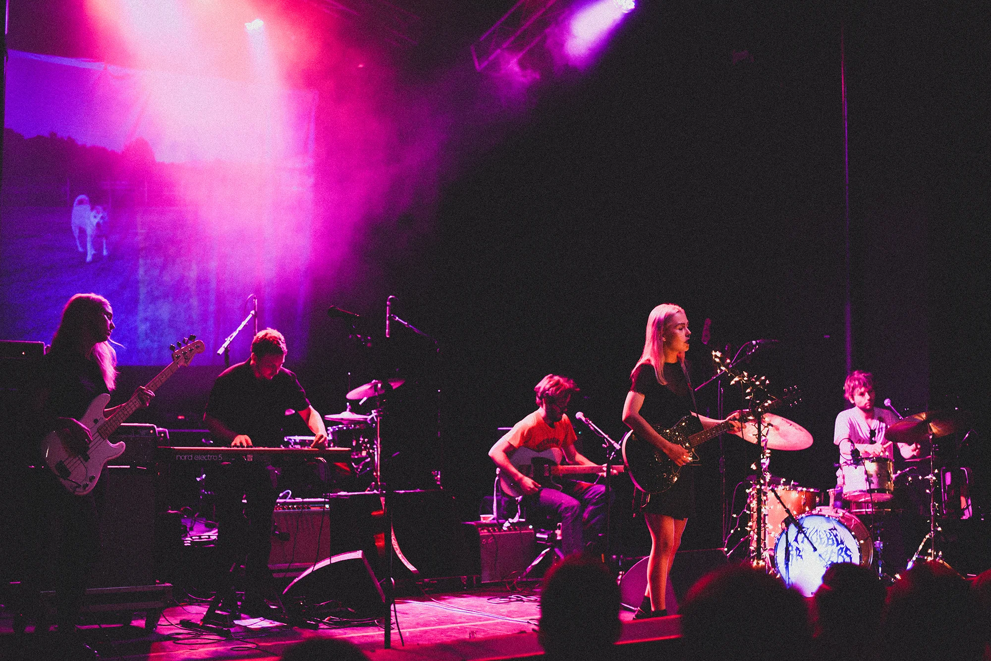 phoebebridgers2.jpg