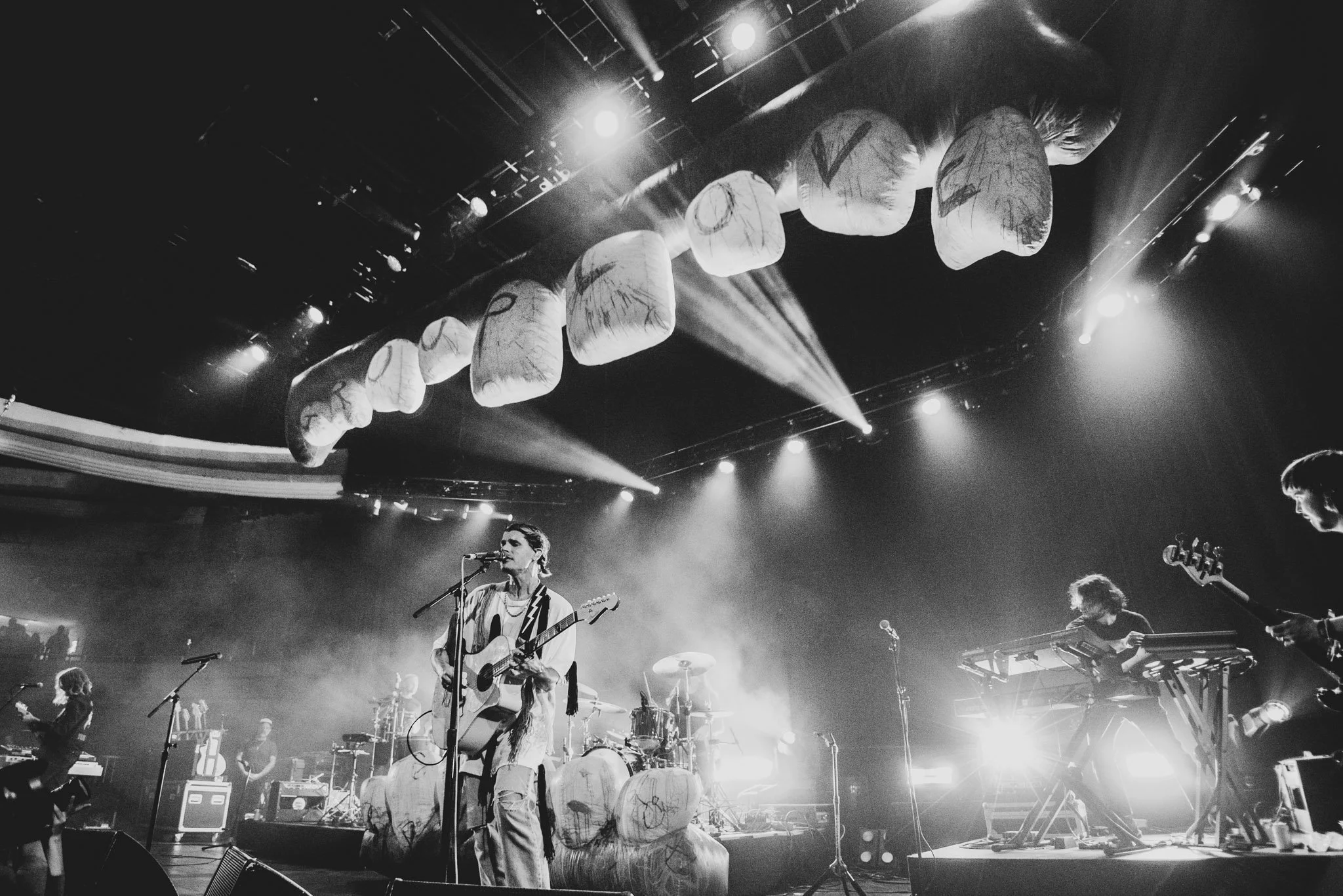  Grouplove; Photo by Michelle Riehle-Ludtke 