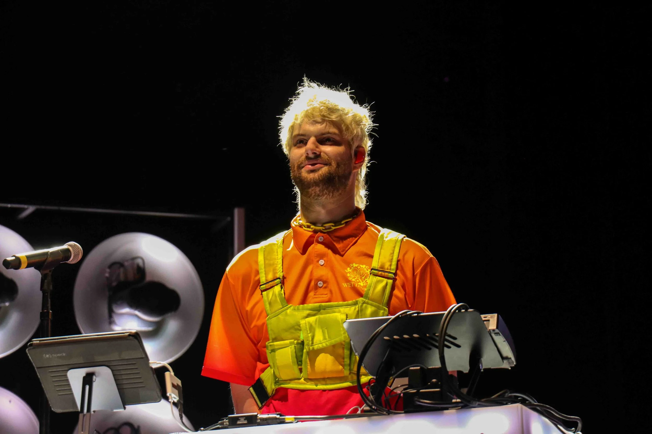 Sofi Tukker; Photo by Jessica Edwards