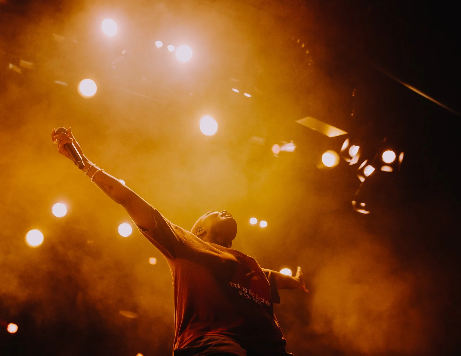 Arlo Parks at Belasco Theater (HK)-08.jpg