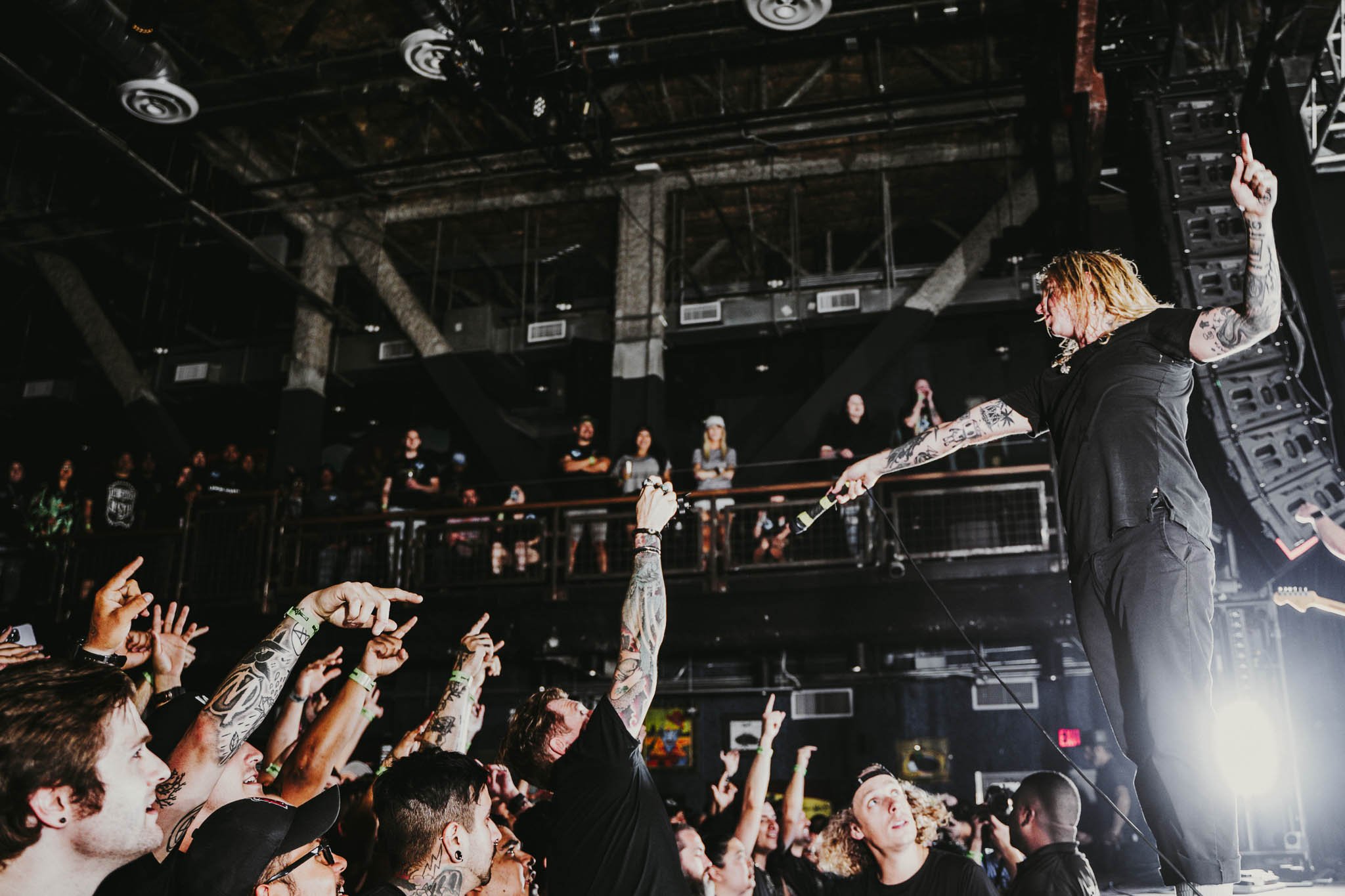 Underoath-02.jpg