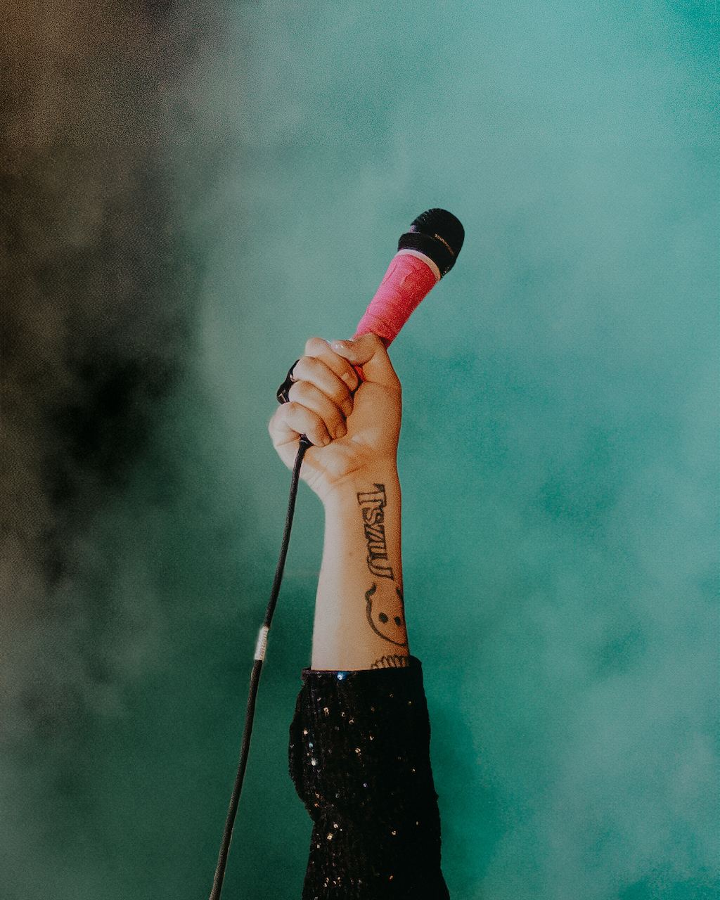 neontrees-newmic.png