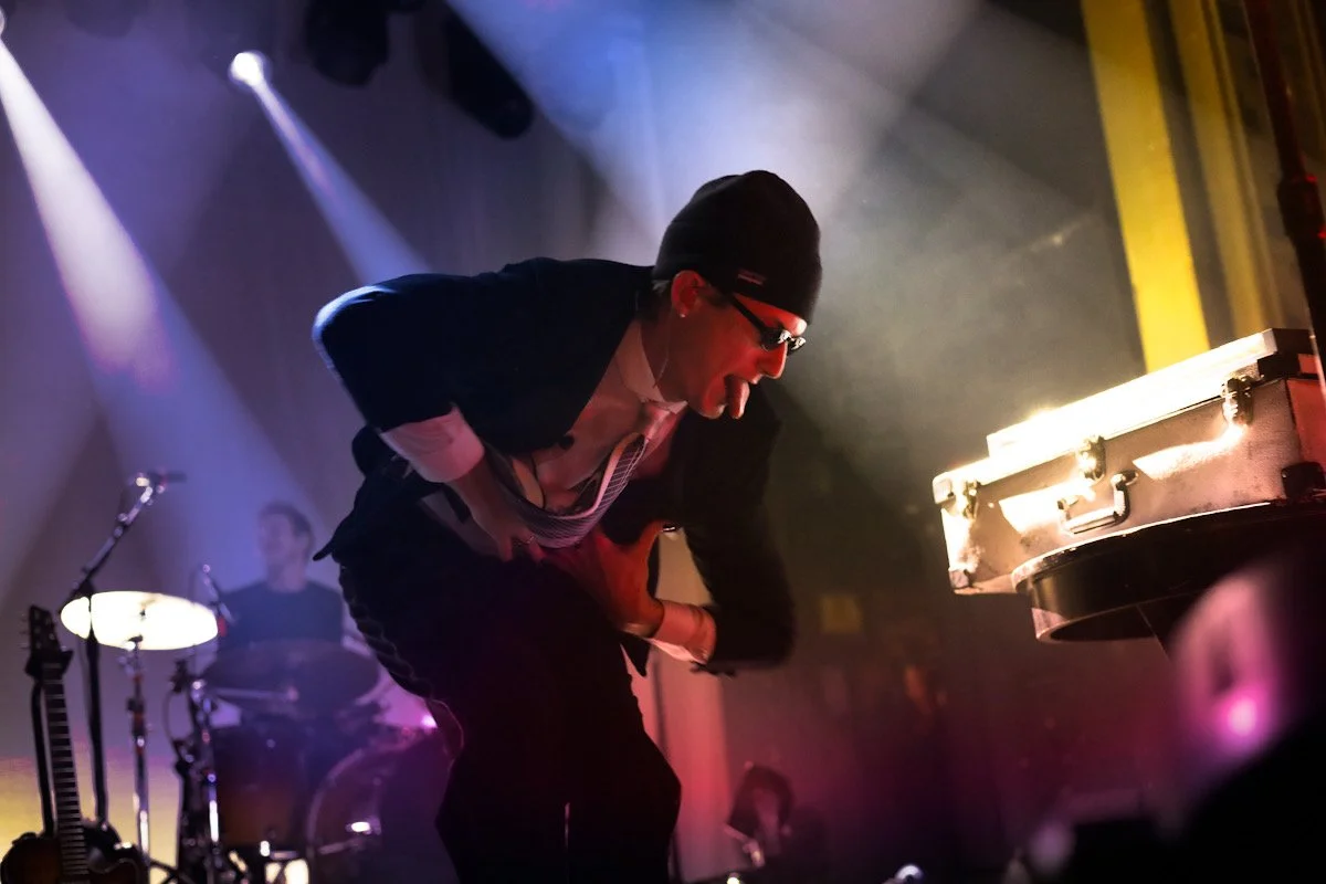  Gus Dapperton by Eddie Lopez 