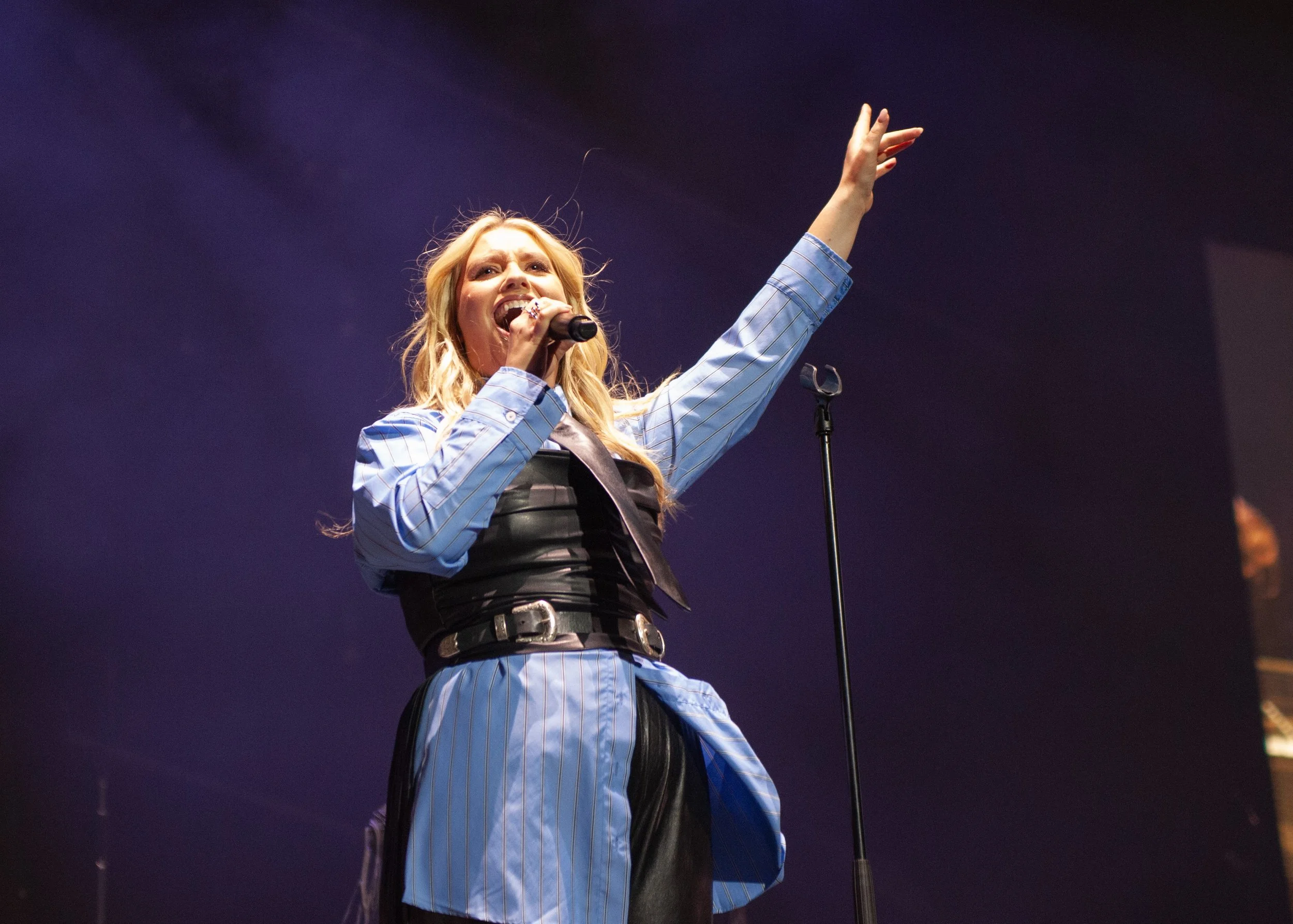 Ella Henderson-Hope Small- (1).jpg