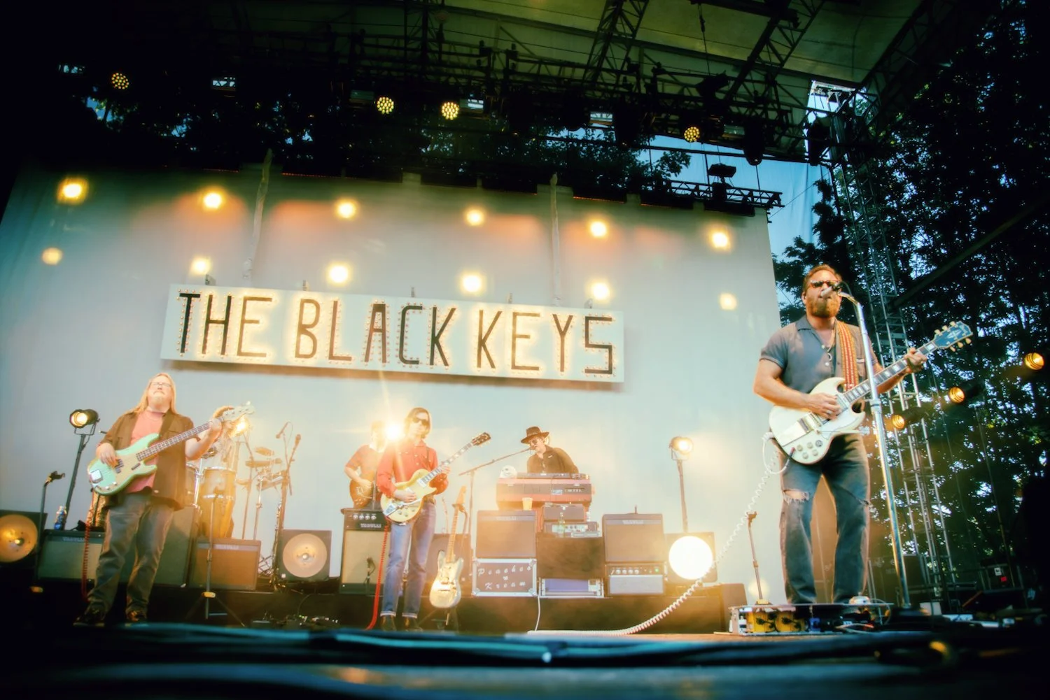 TheBlackKeys26.JPG