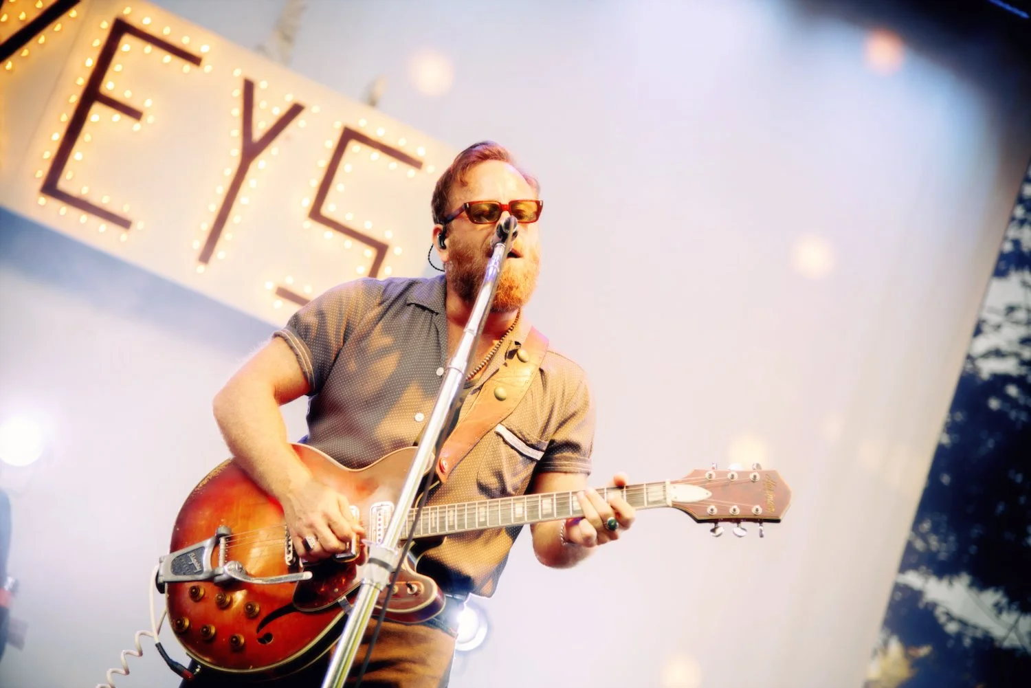 TheBlackKeys35.JPG