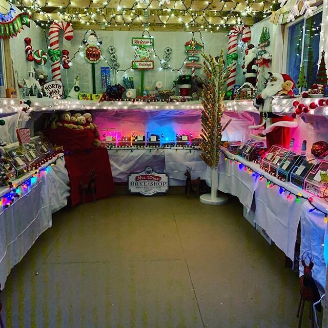A Candy Store in your backyard ❤️ LOVE IT!!! #ilovemyjob #onlyinla #lapartyplanner #partyplanner #beverlyhills