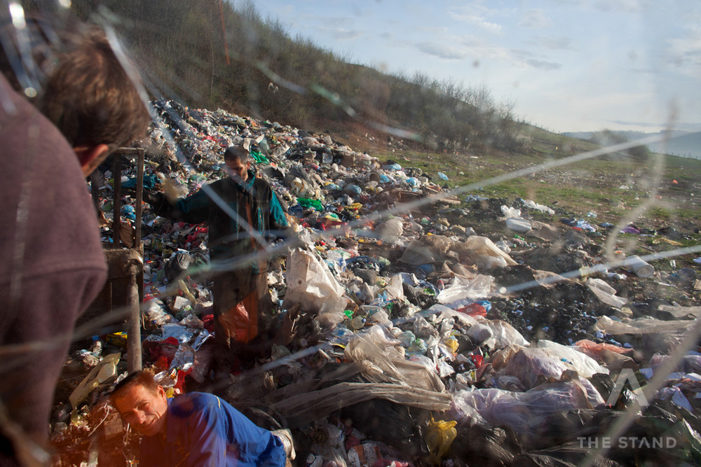  The men who scavenge through the garbage in Tesanj are war veterans, many traumatized and in need of medications and counselling. Greg Marinovich/The Stand 