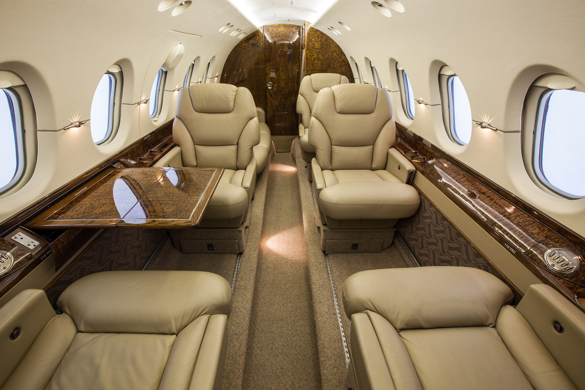 Hawker 800XP Interior.jpg