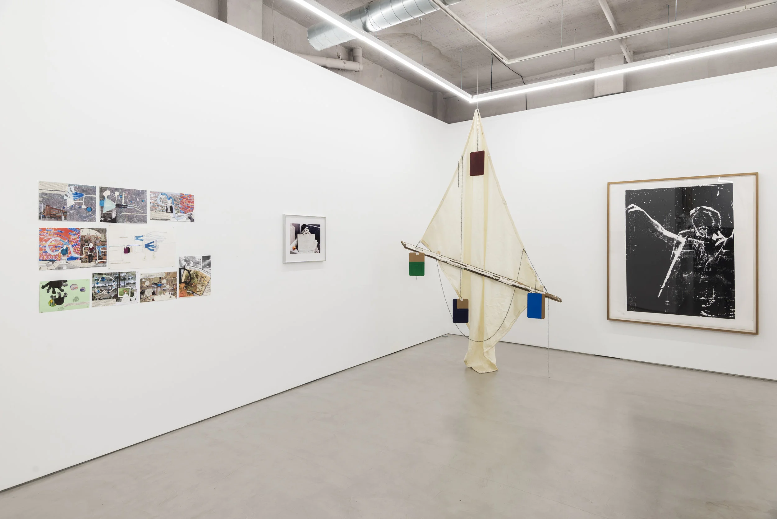 X_Raise_the_Curtain_Exhibition_view_LiMac_at_MPA.jpg