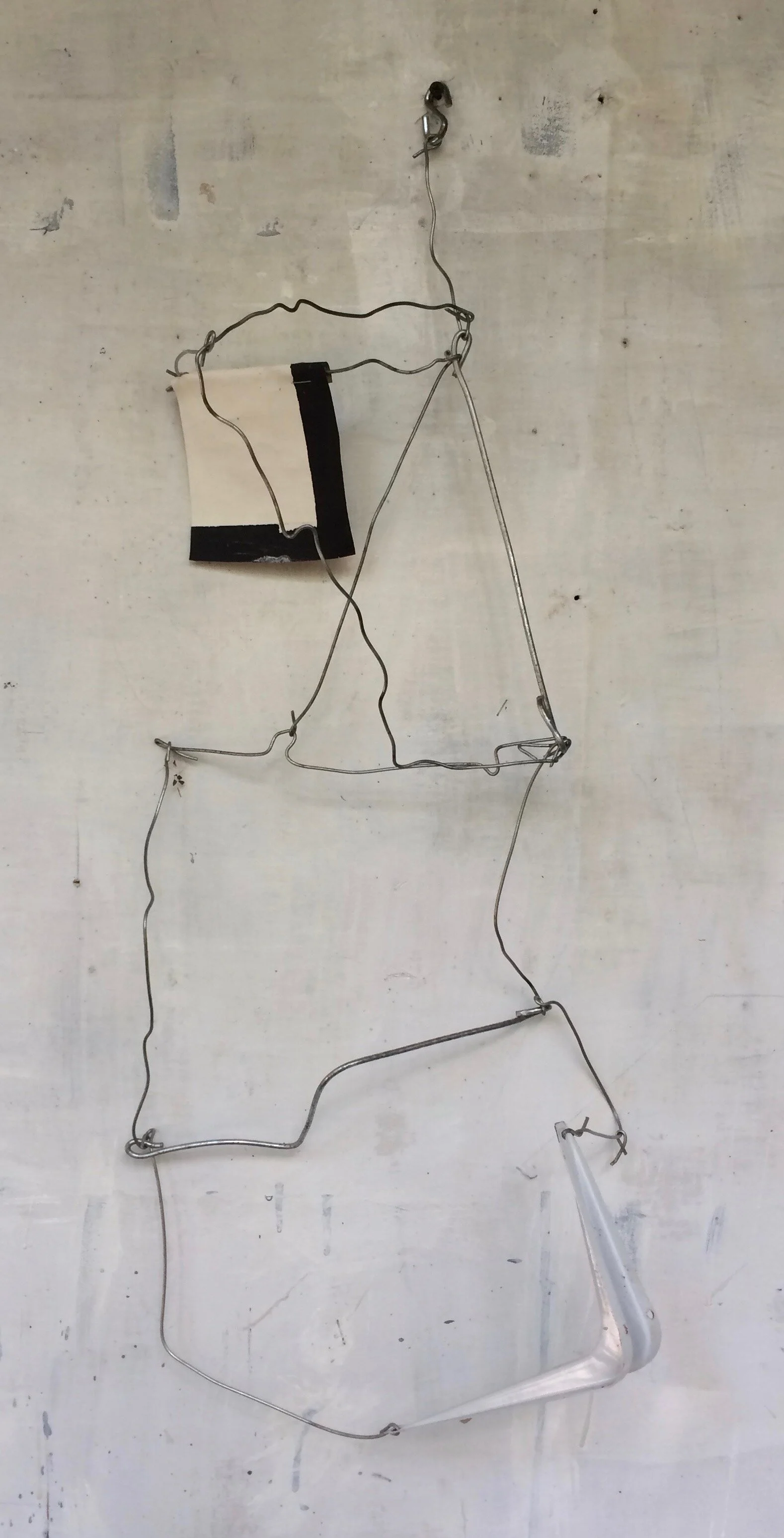   Homenaje a Gego 2,  2021  Acrylic on linen, wire, staples, metal bracket  33 x 17 in (84 x 43 cm)   