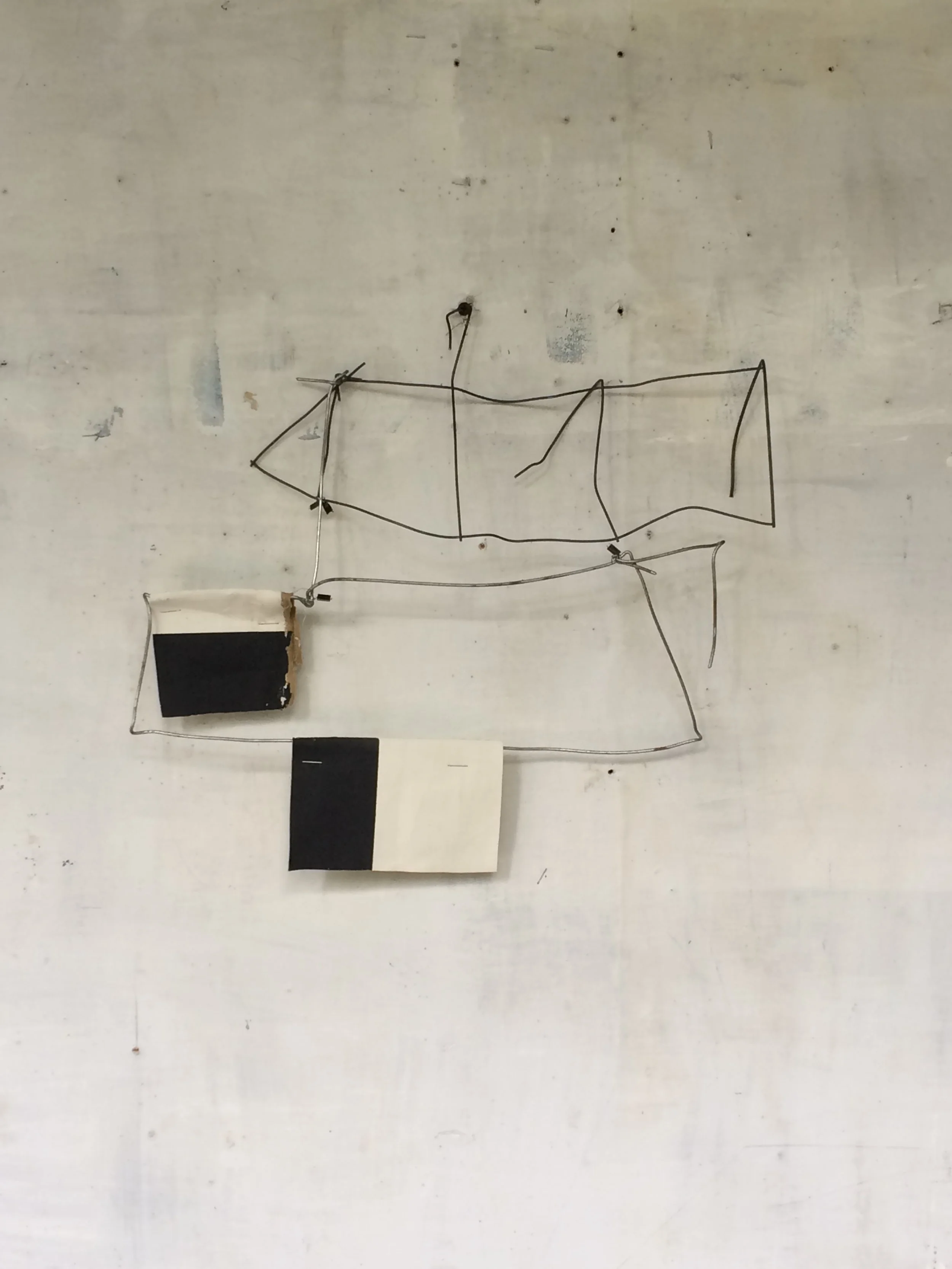  Homenaje a Gego 10,  2021  Acrylic on linen, staples, wire  15 x 17 in (38 x 43 cm) 