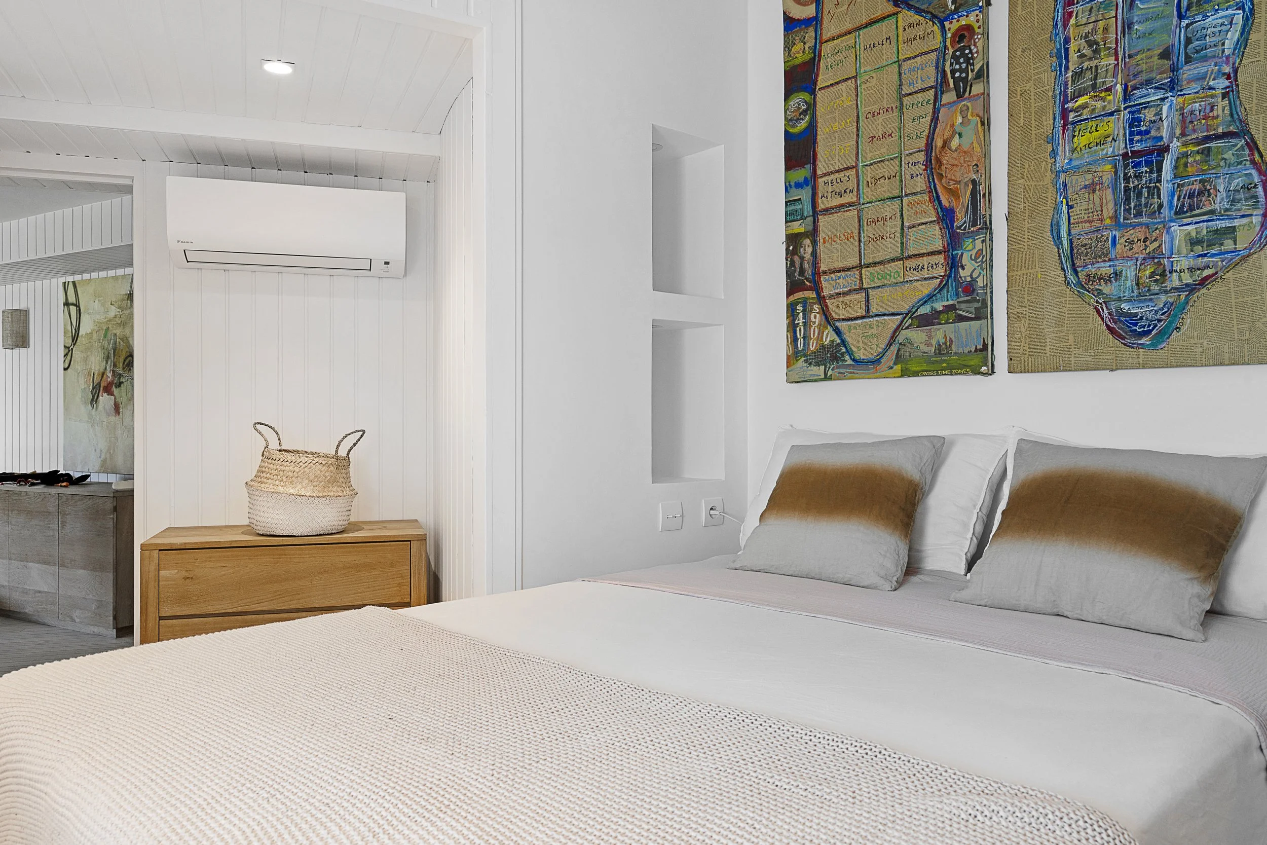 Chambre sous piscine.jpg