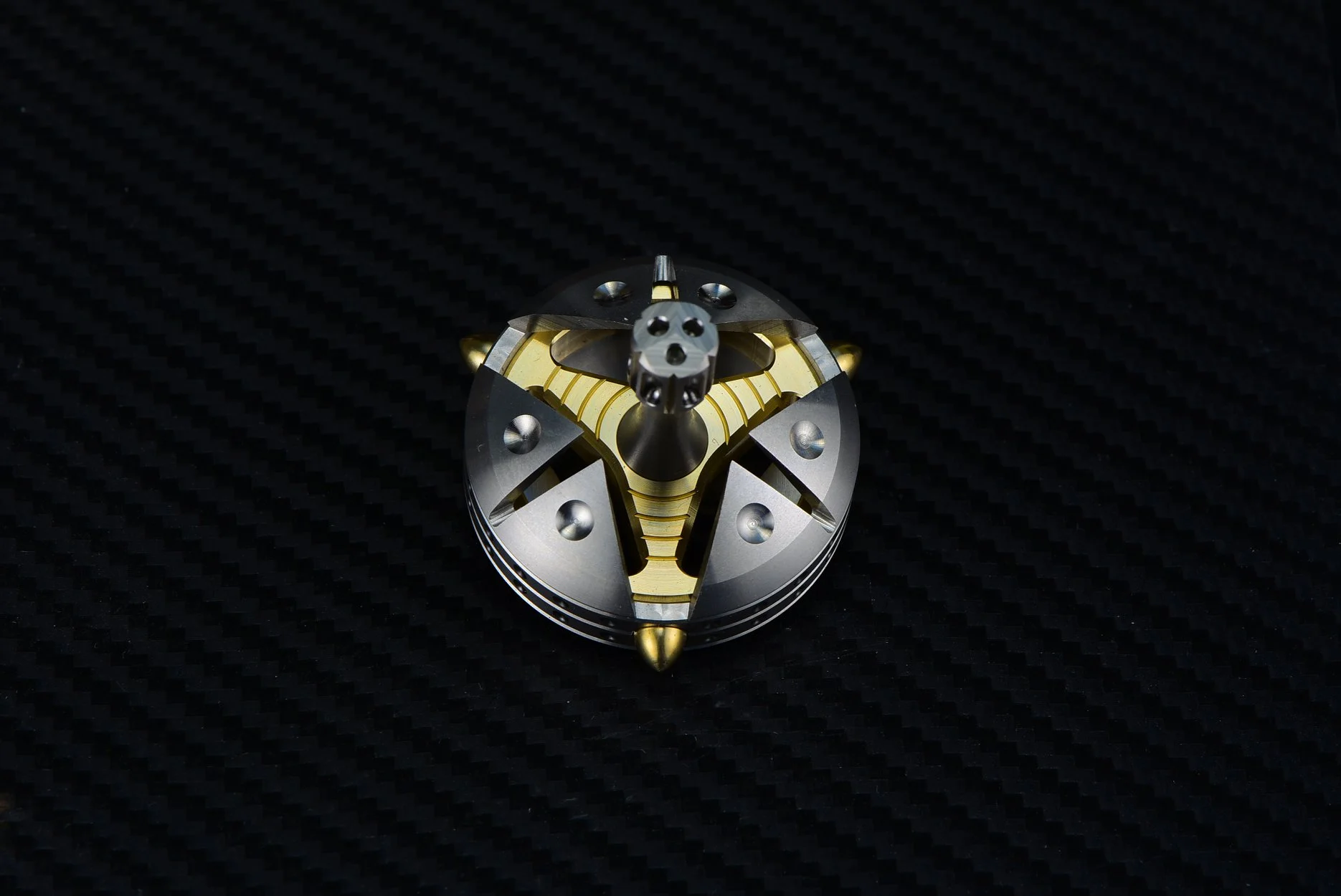 Trigon - Stainless Steel / Bronze / Stainless Steel