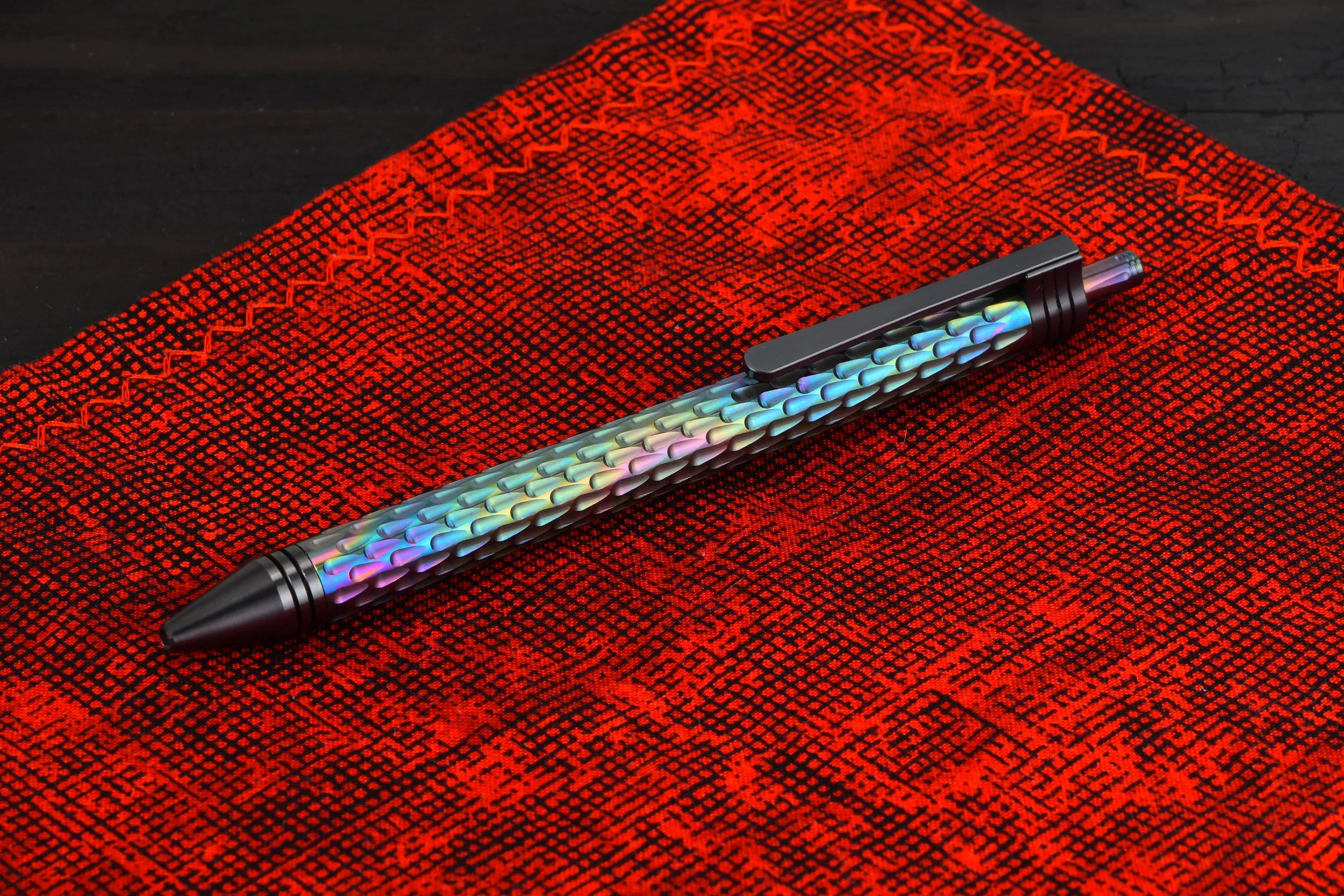 Oil-Slick Zirc Aether Soul Pen