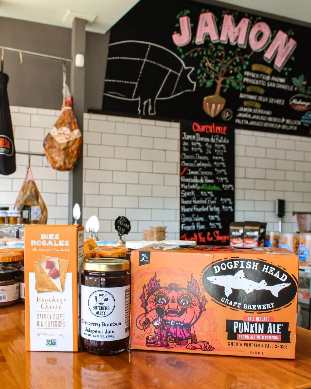 Happy Halloween! 🎃 
Crack open a cold @dogfishhead Punkin Ale to celebrate this evening. Pair with our savory Manchego cheese crackers, our Cranberry Bourbon Jalapeno Jam and a great cheese for a real treat - no tricks. 
#happyhalloween #bethesdam