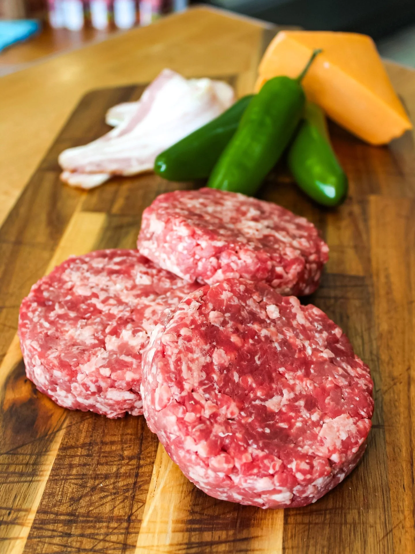 NEW burger alert! 🍔🚨

Meet the Jalape&ntilde;o Cheddar &amp; Bacon Cheddar burgers. 

We grind our beef and hand form our burgers daily - our burger blend includes butcher's cuts like chuck, NY strip loin, rib eye, short rib, brisket and tenderloin