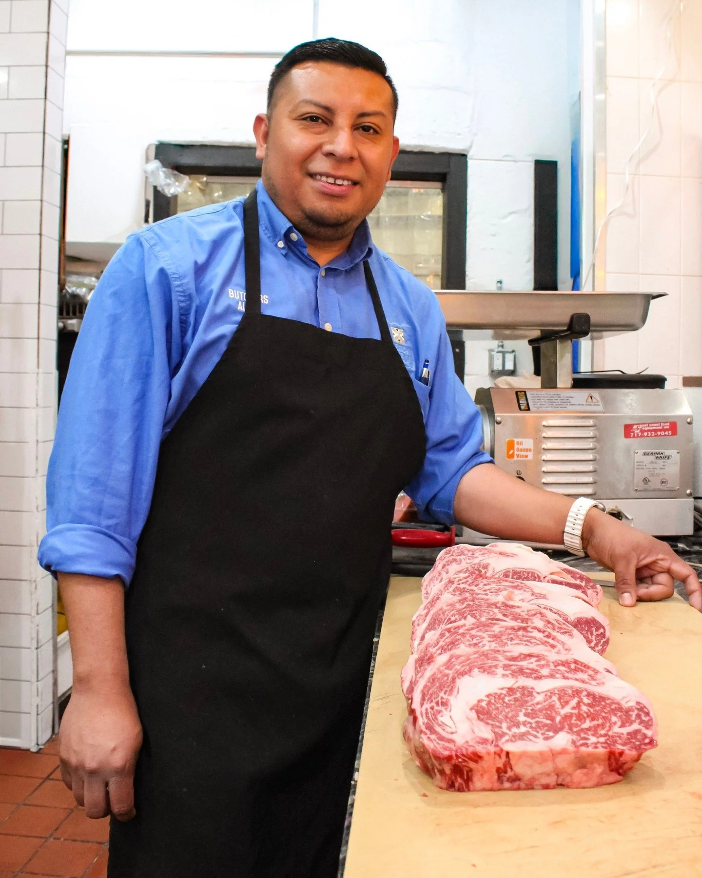 Australian Wagyu waiting for you at Butchers Alley, expertly butchered by our amazing team. 🔥

#wagyubeef #bethesdamd #mocoeats