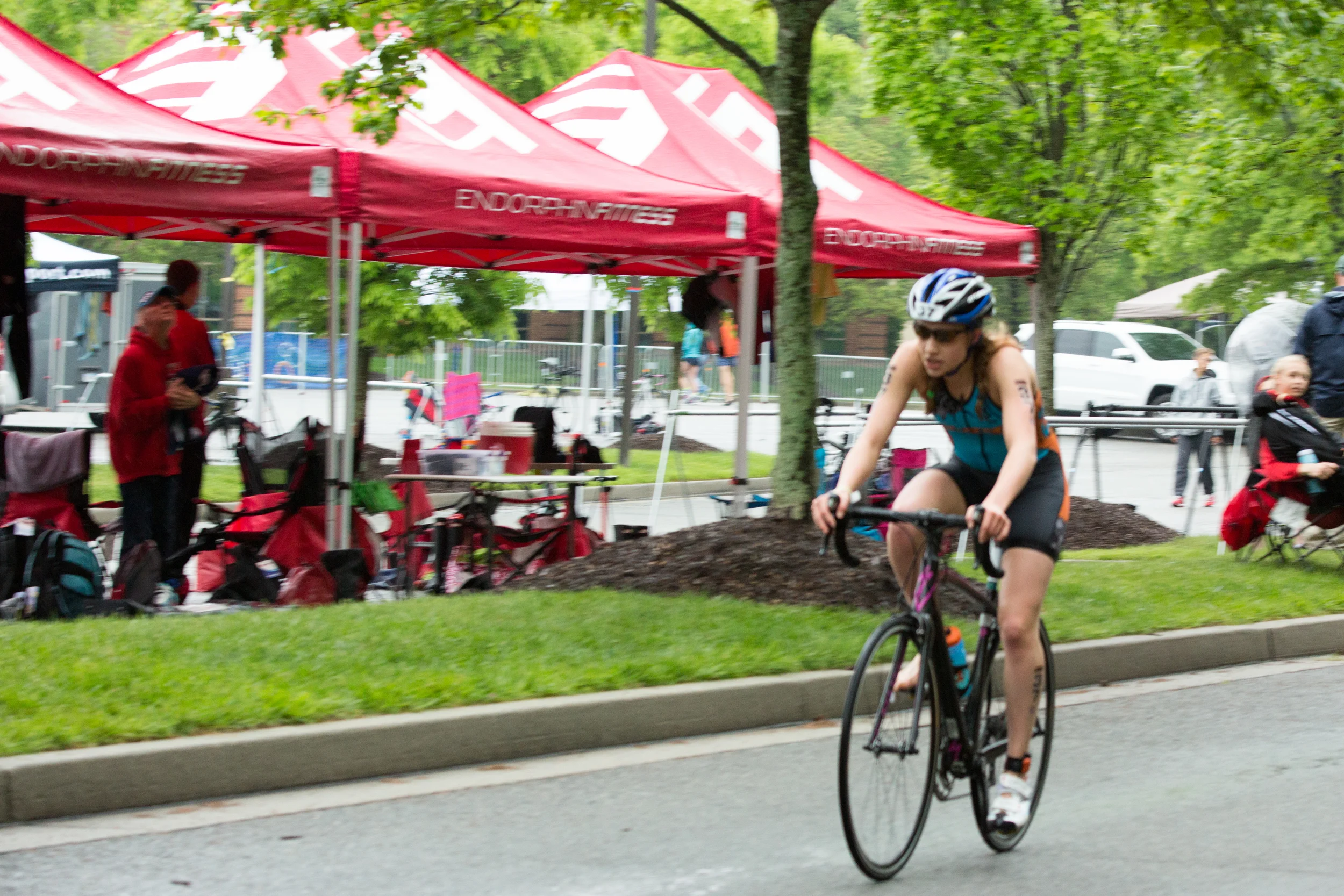JR ELITE FEMALE 40160501.jpg