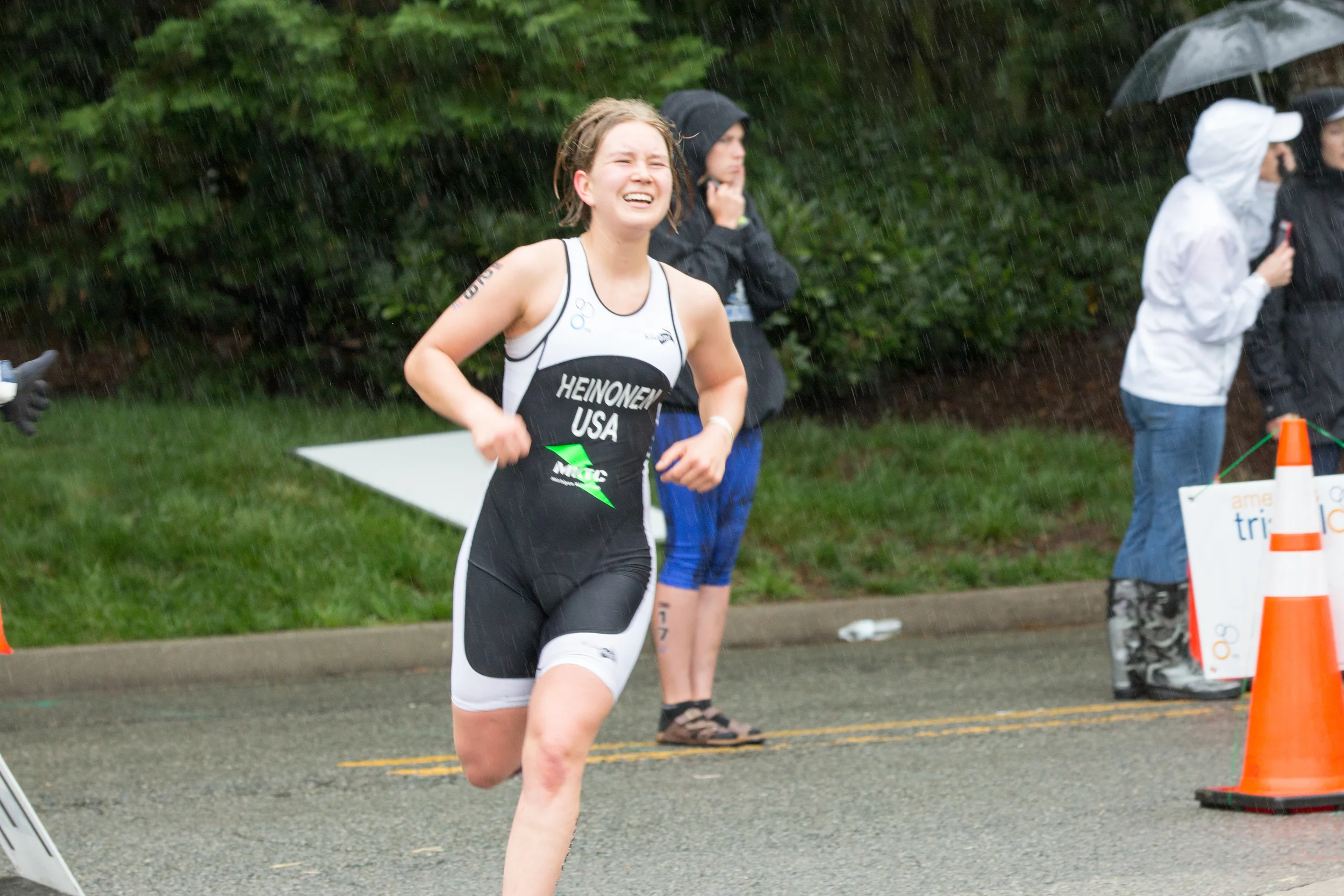 JR ELITE FEMALE 133160501.jpg