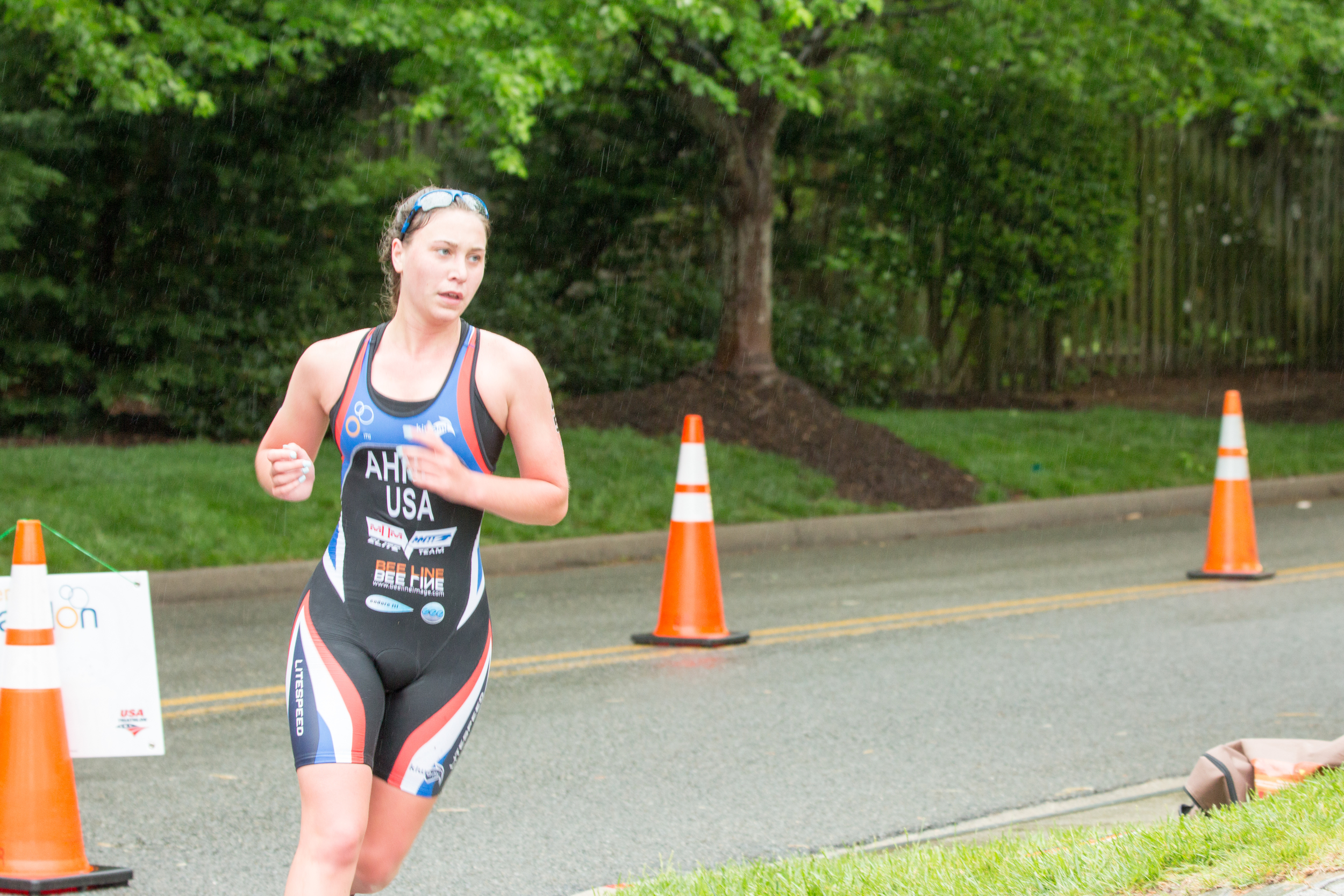 JR ELITE FEMALE 150160501.jpg