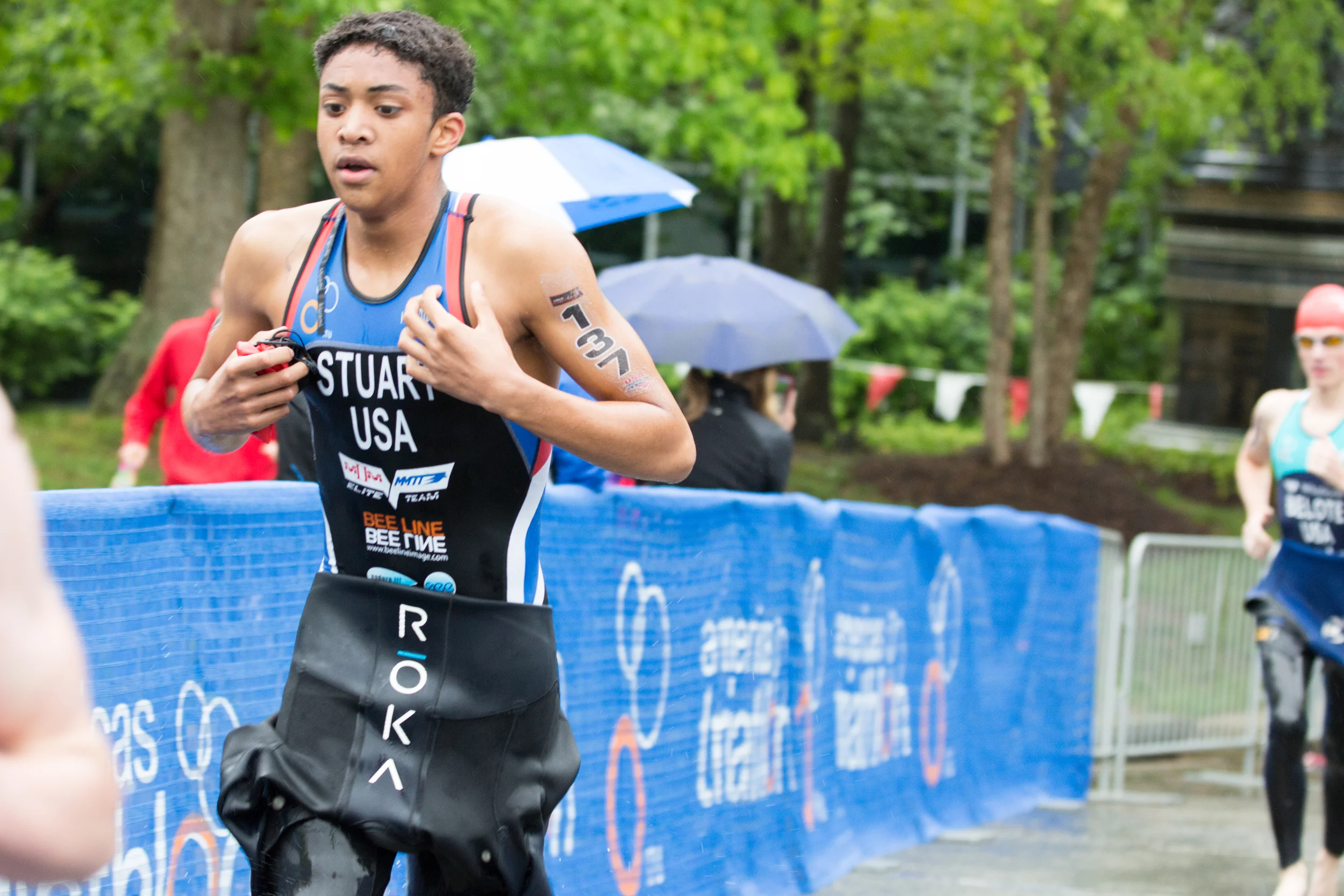 JR ELITE MALE 12160501.jpg